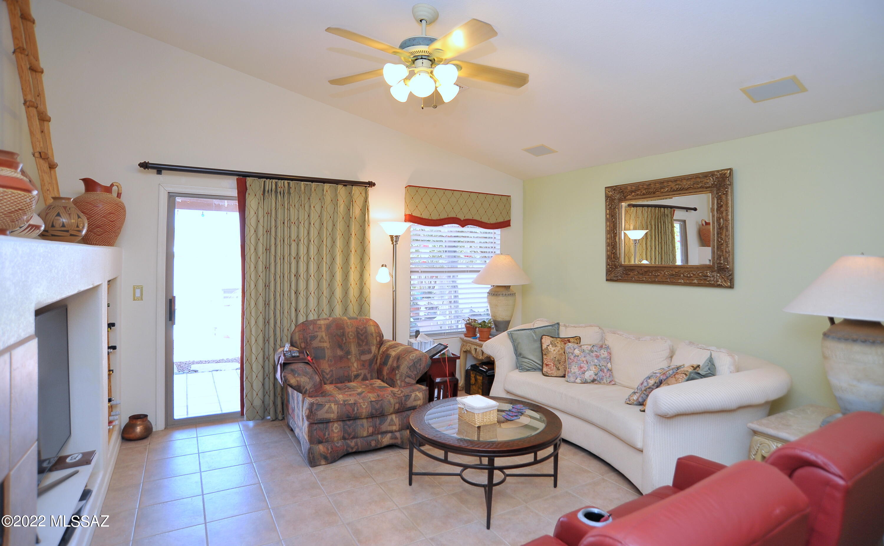 8304 S Via De Ellsworth