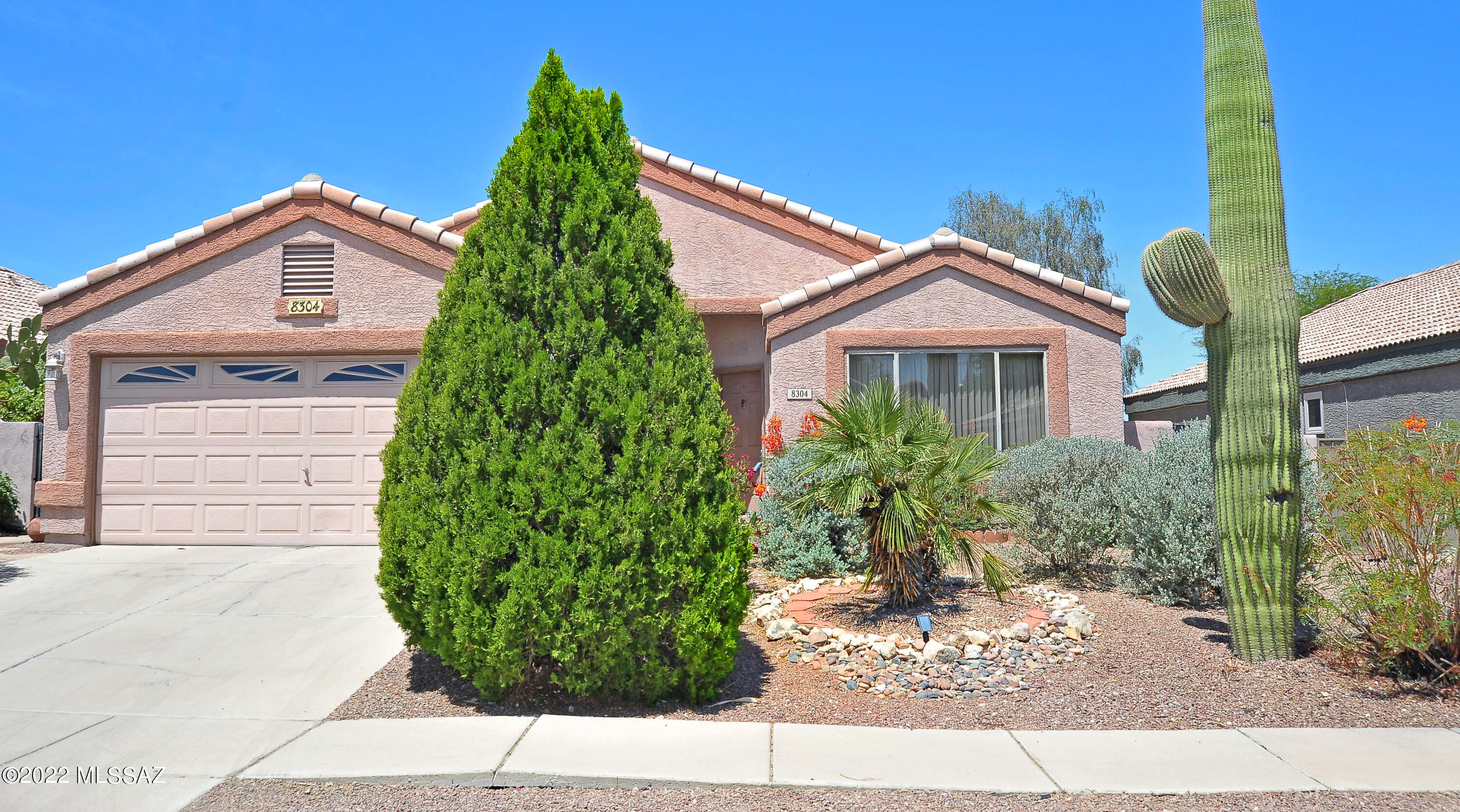 8304 S Via De Ellsworth