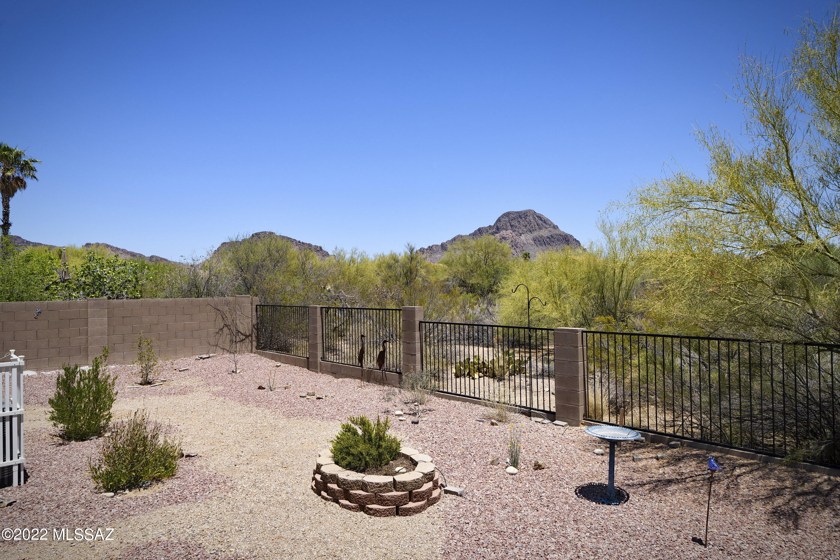 3663 S Desert Motif Road