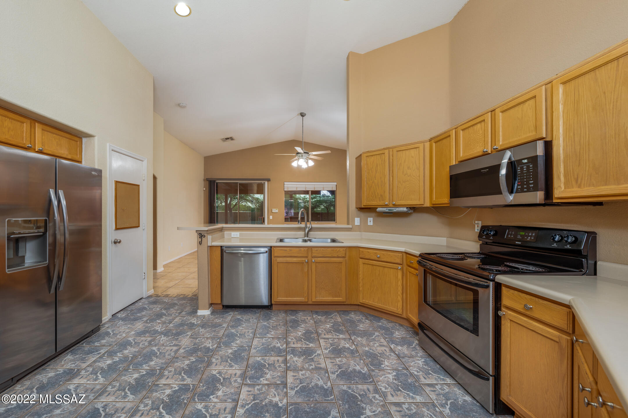 7532 S Teaneck Court
