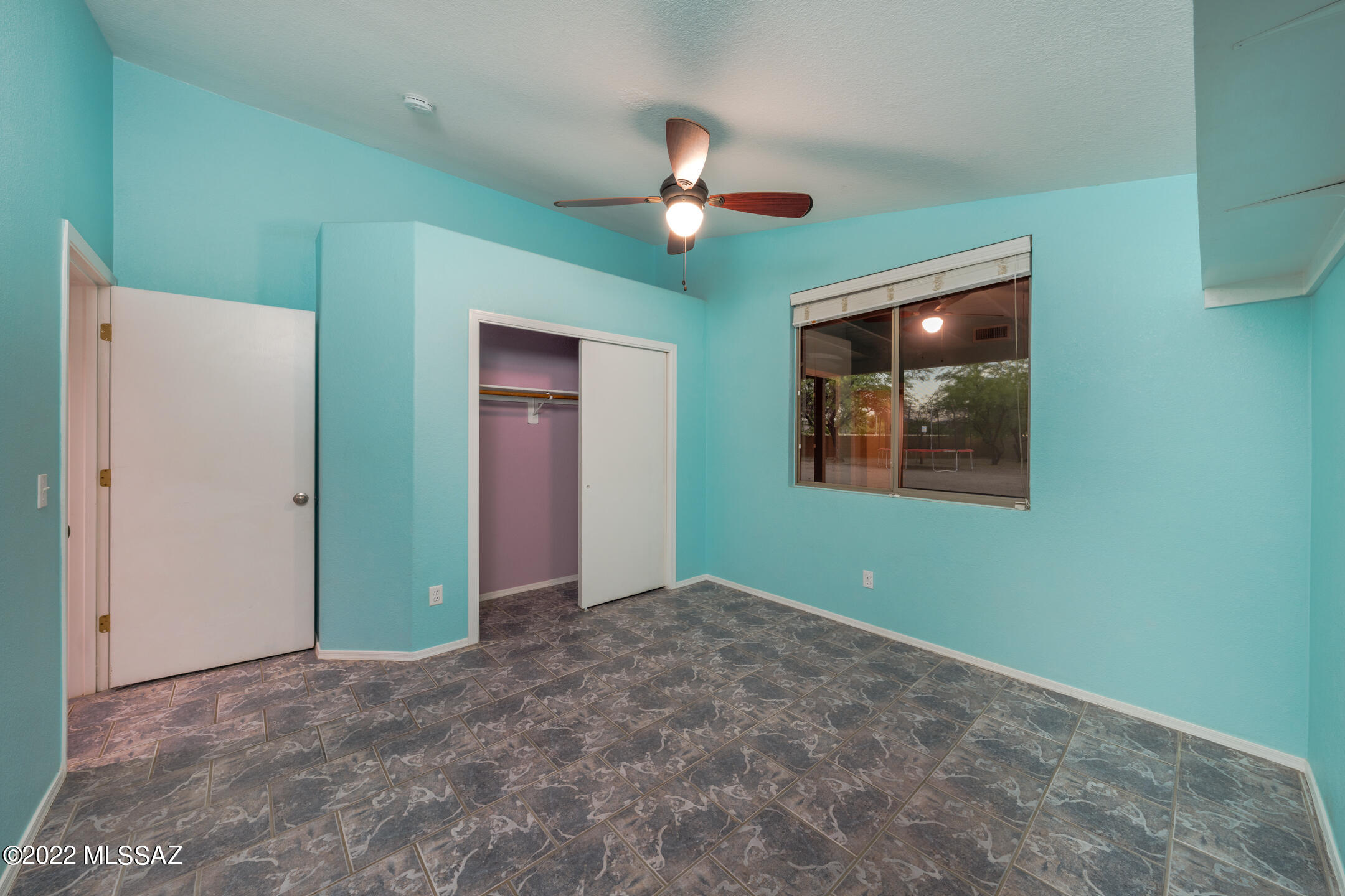 7532 S Teaneck Court