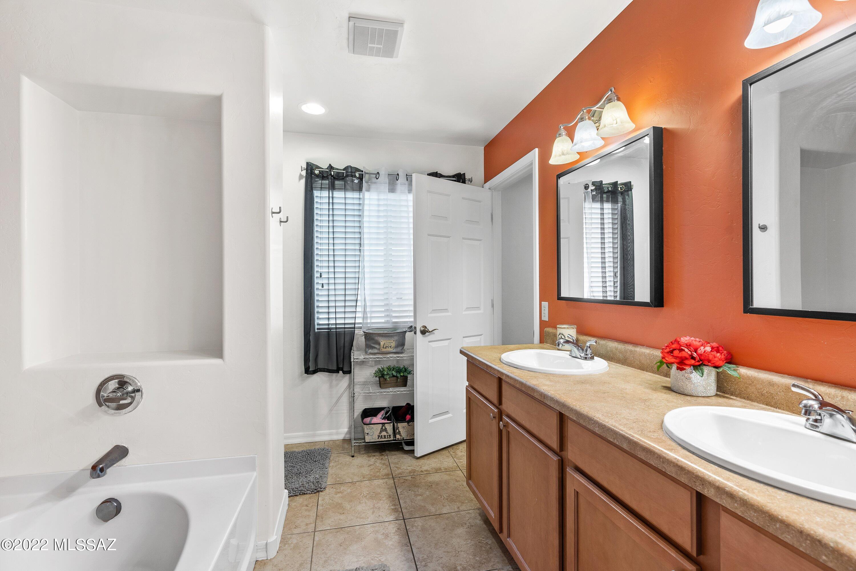 4157 E Coolbrooke Drive