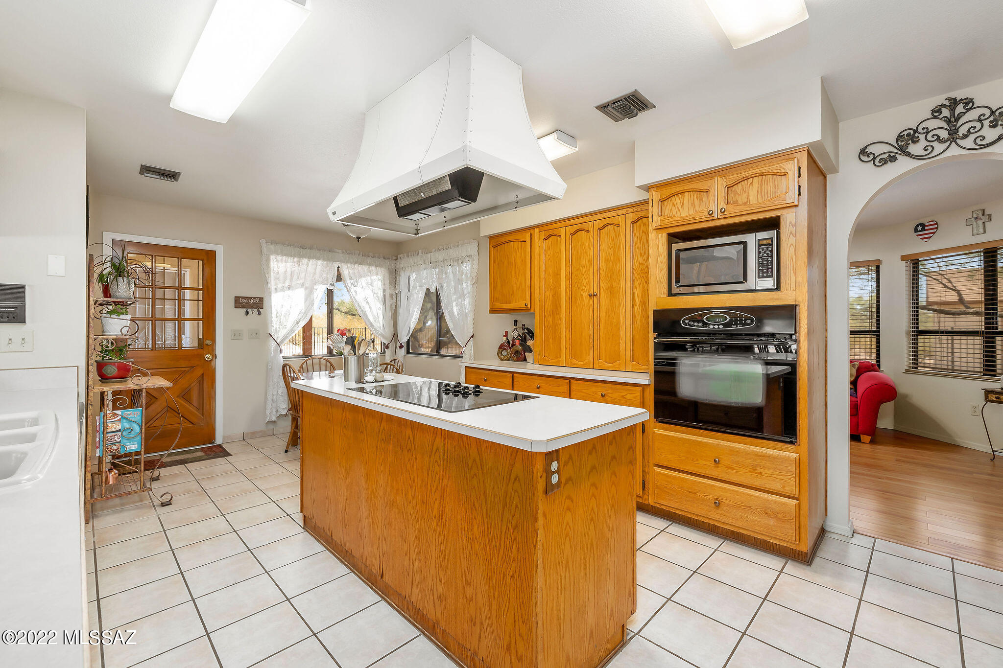 8770 E Eagle Feather Road