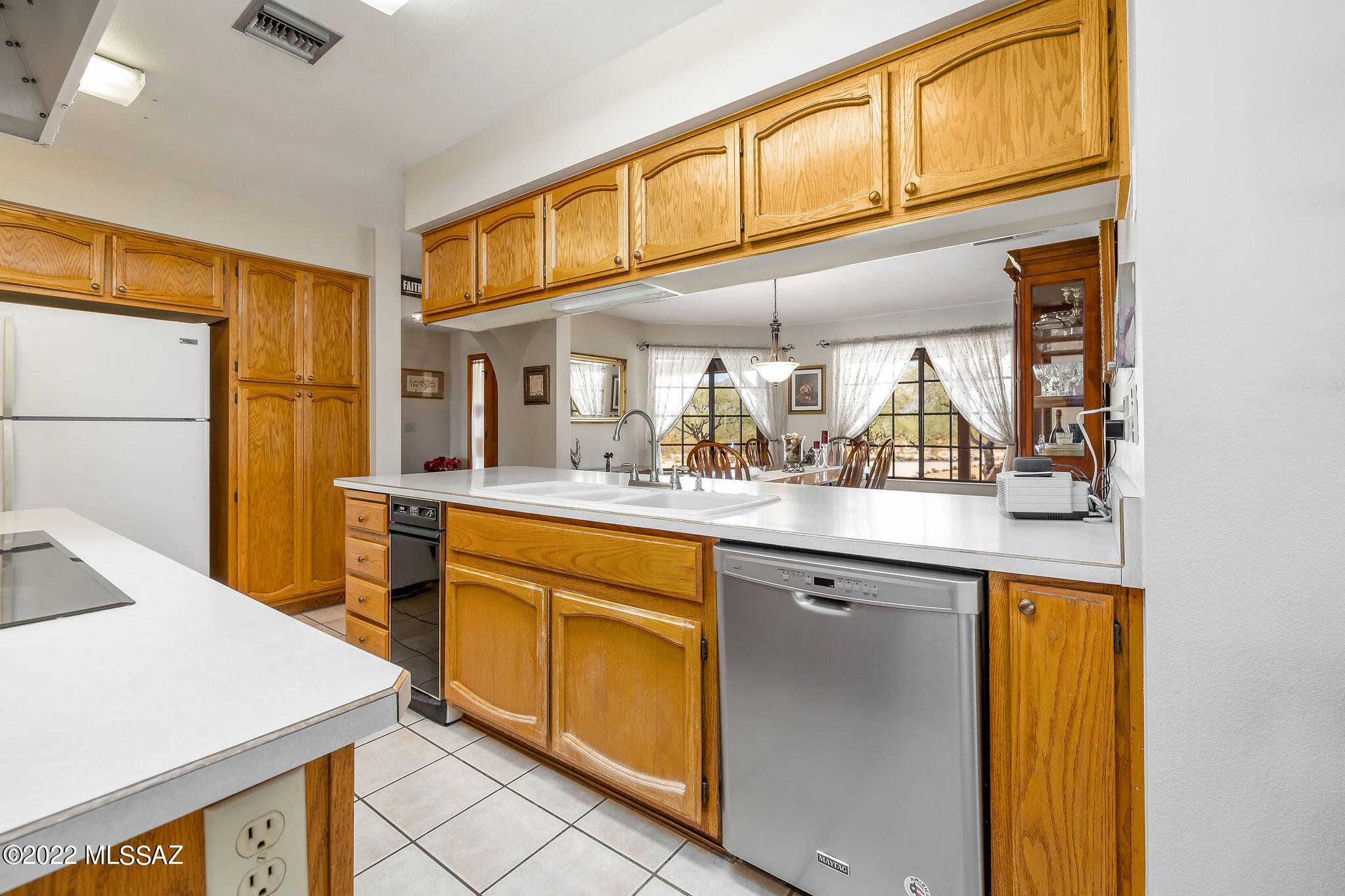 8770 E Eagle Feather Road