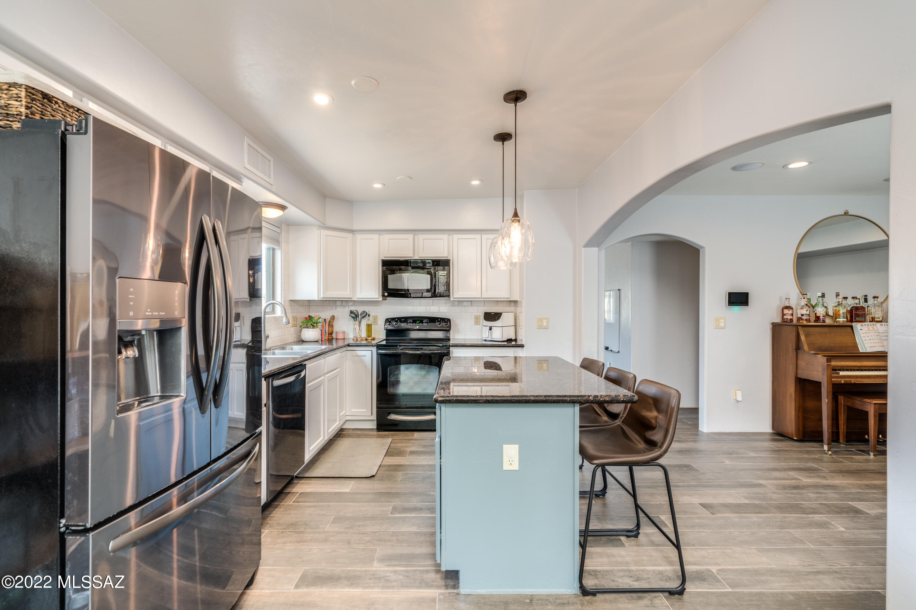 9968 N Crook Lane