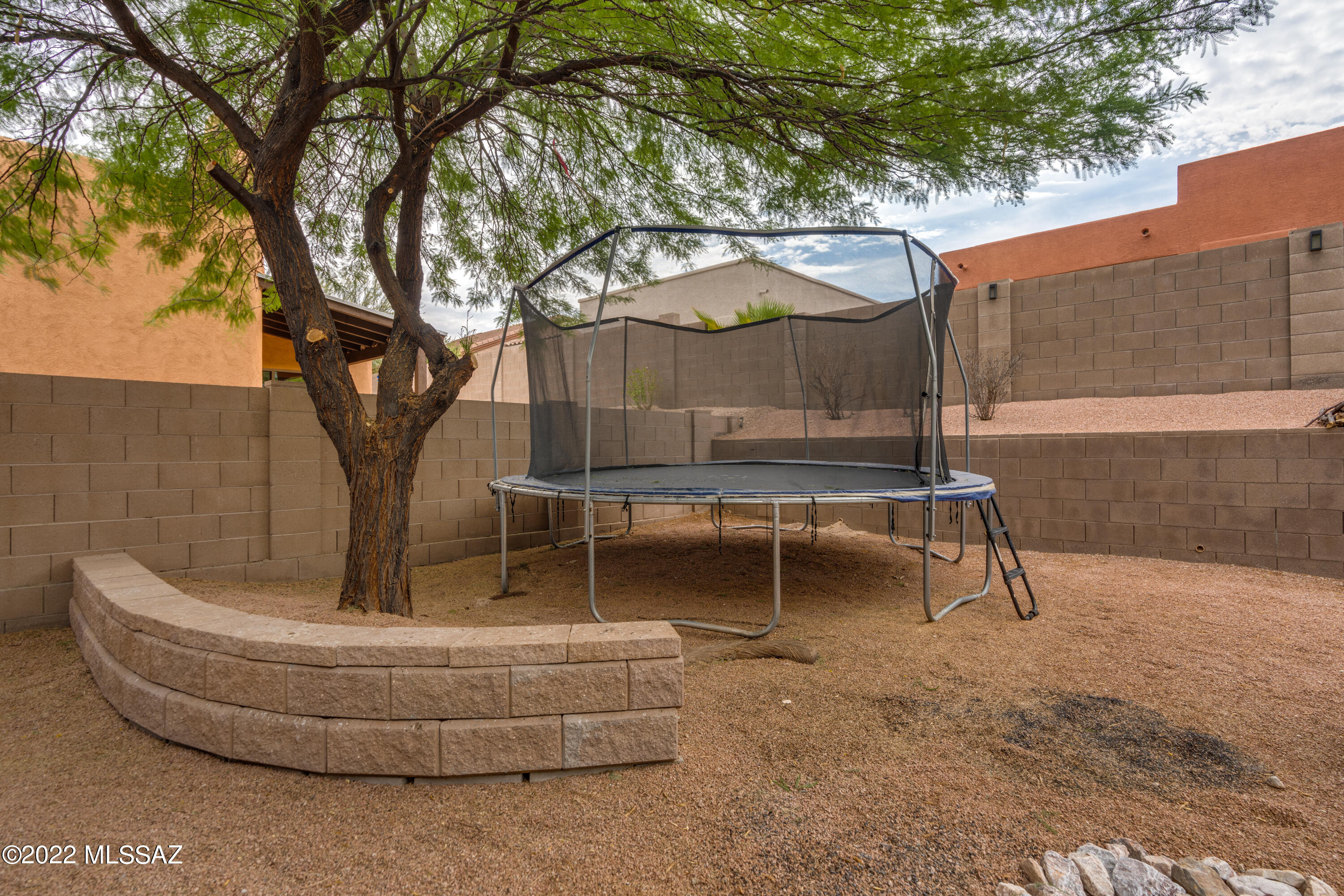 9968 N Crook Lane