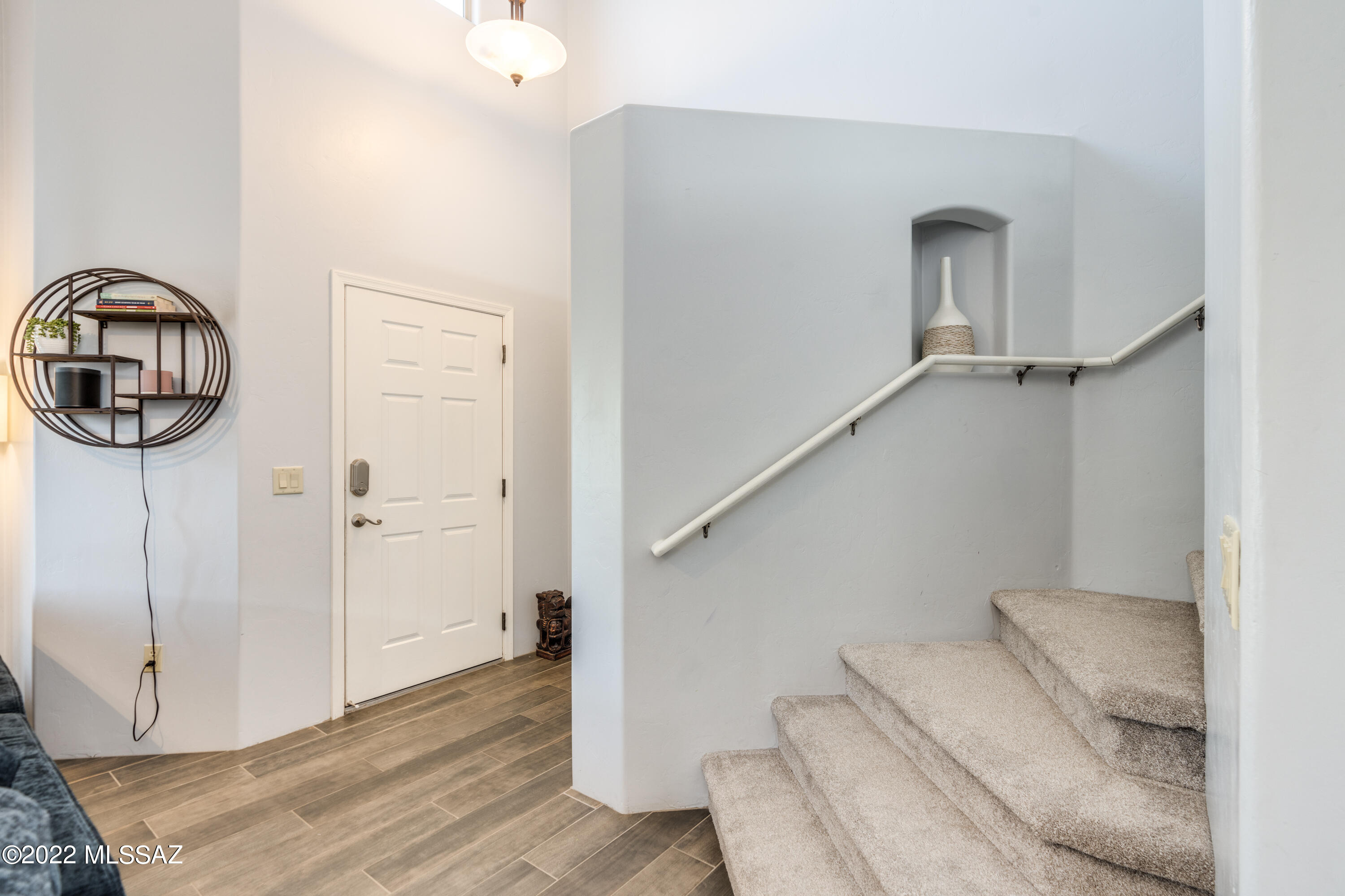 9968 N Crook Lane
