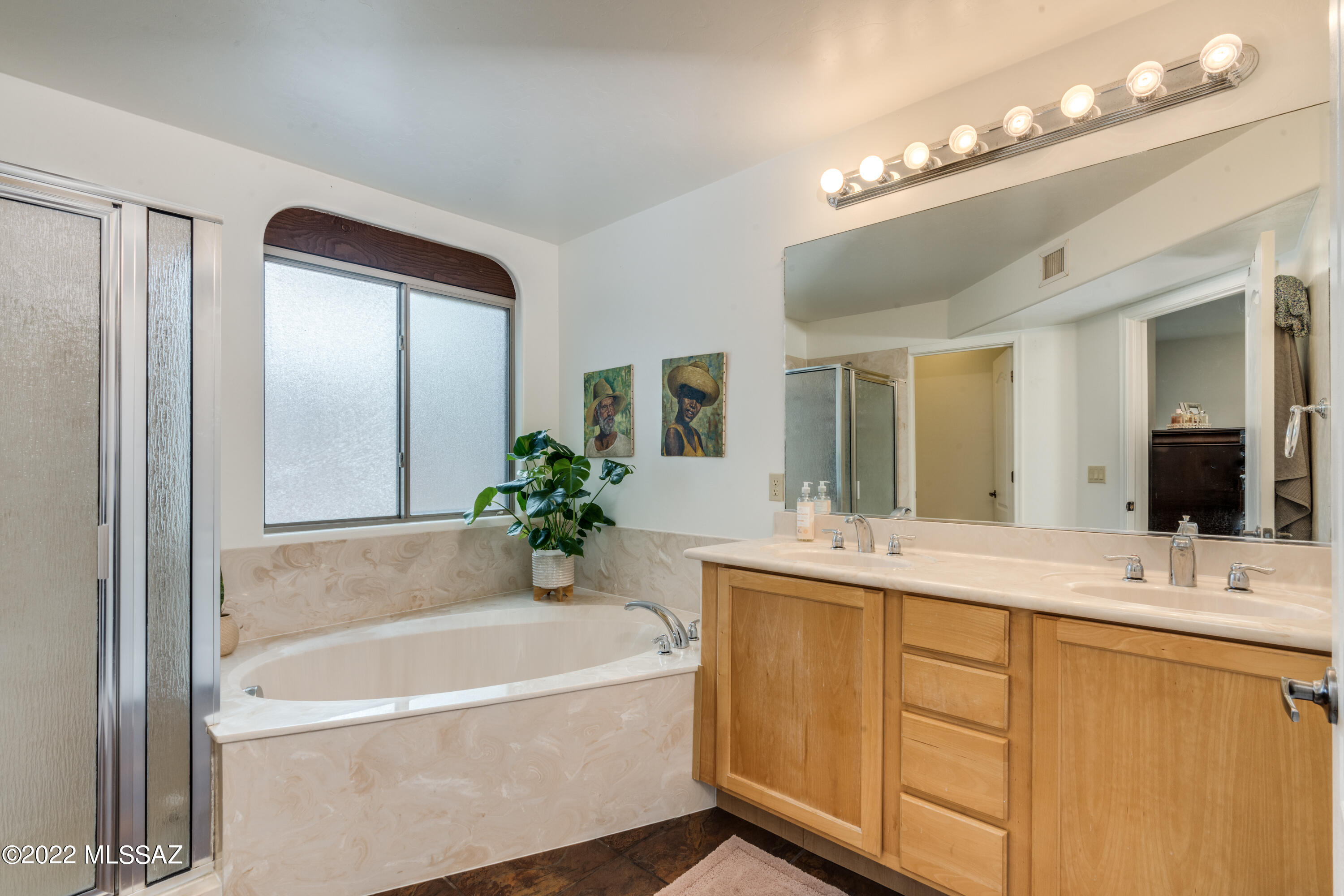 9968 N Crook Lane