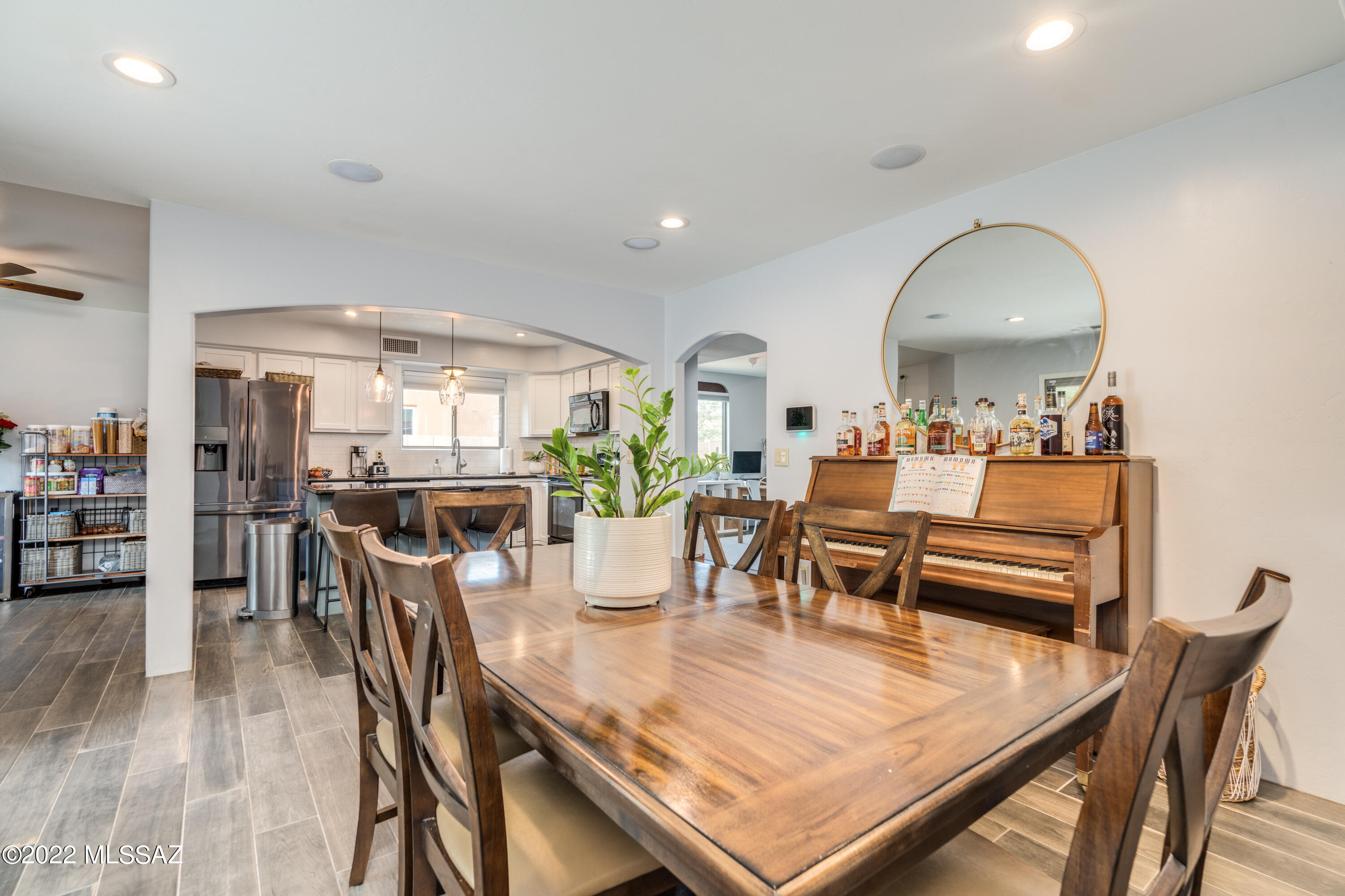 9968 N Crook Lane