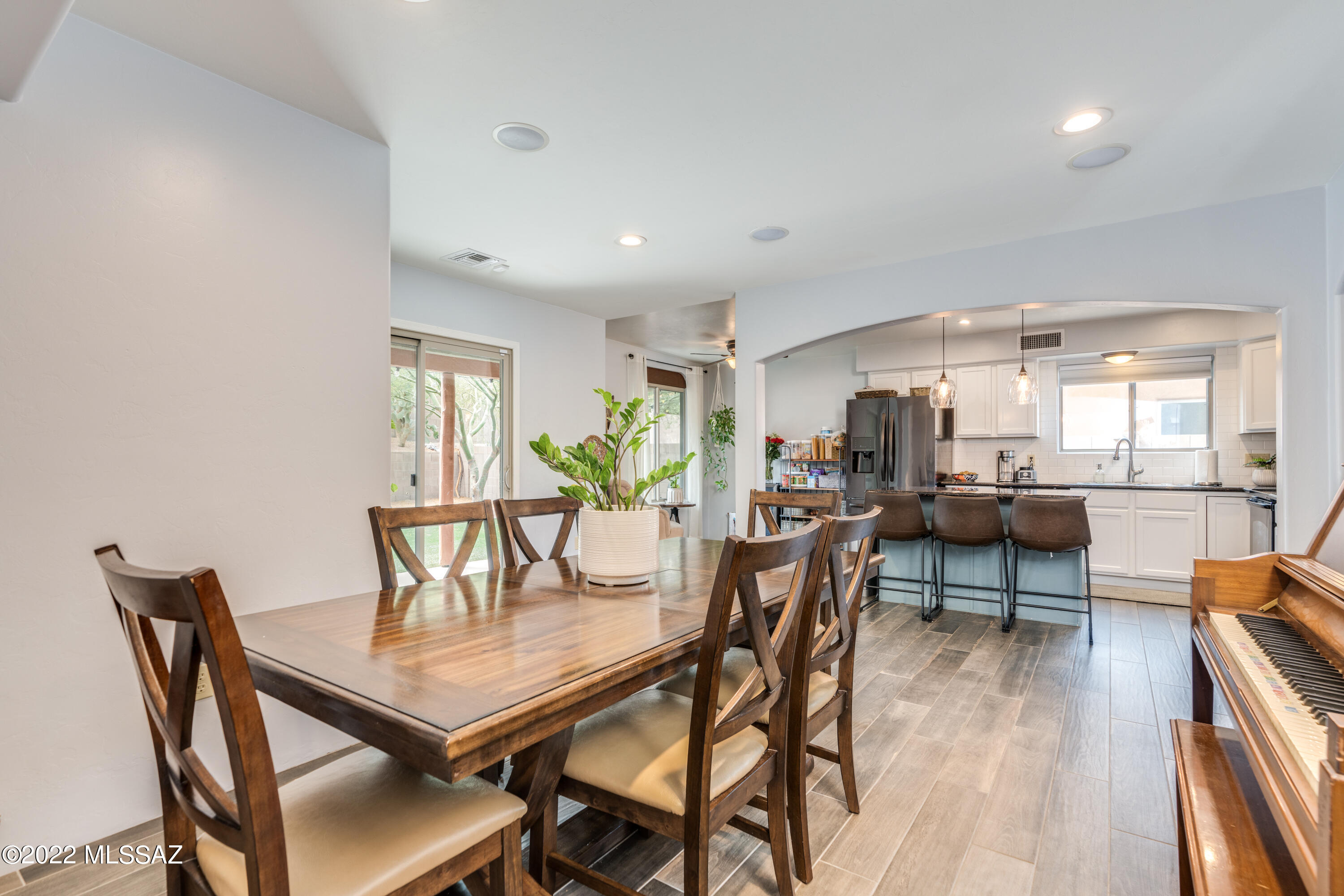 9968 N Crook Lane