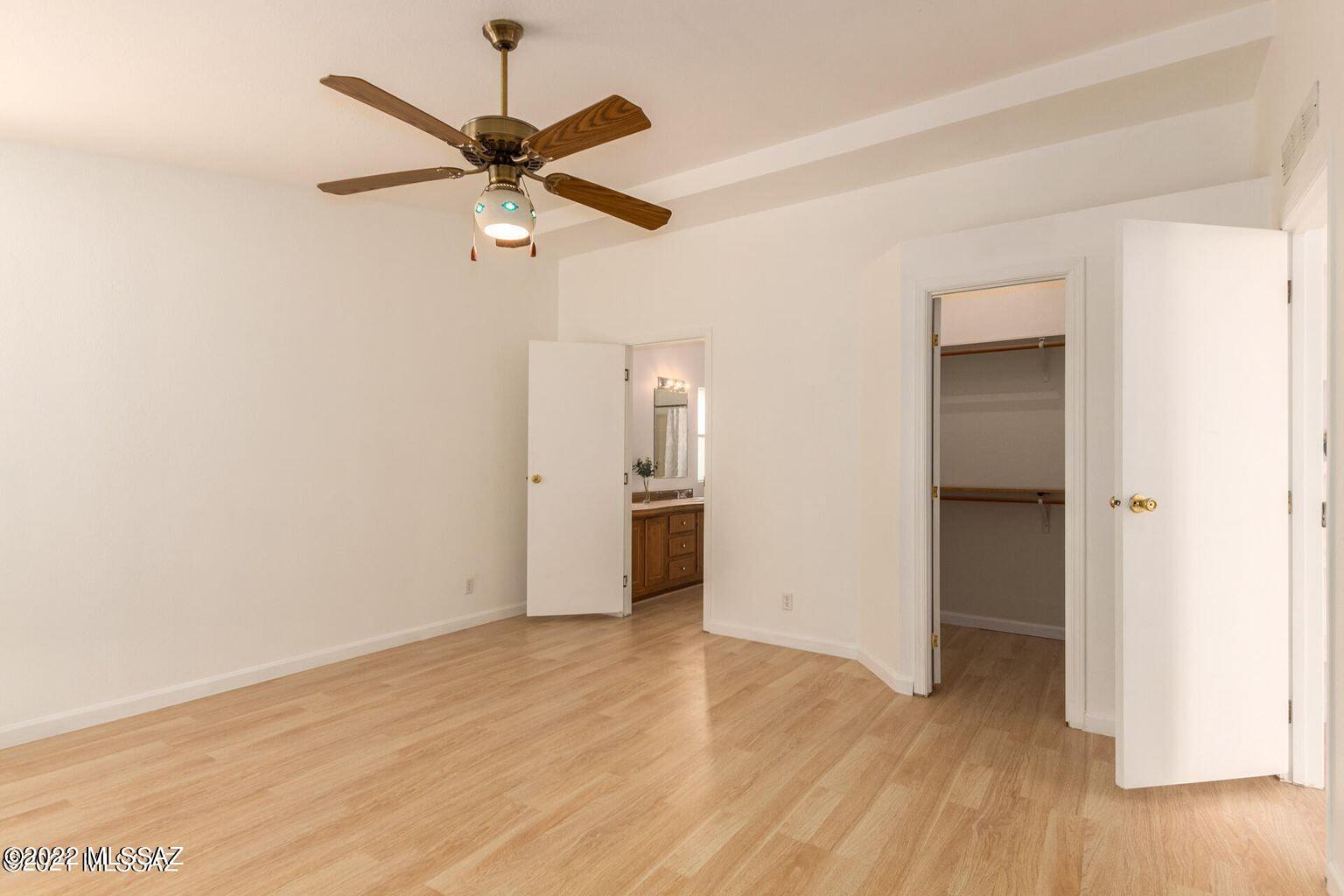 6645 E Calle Luna Vista