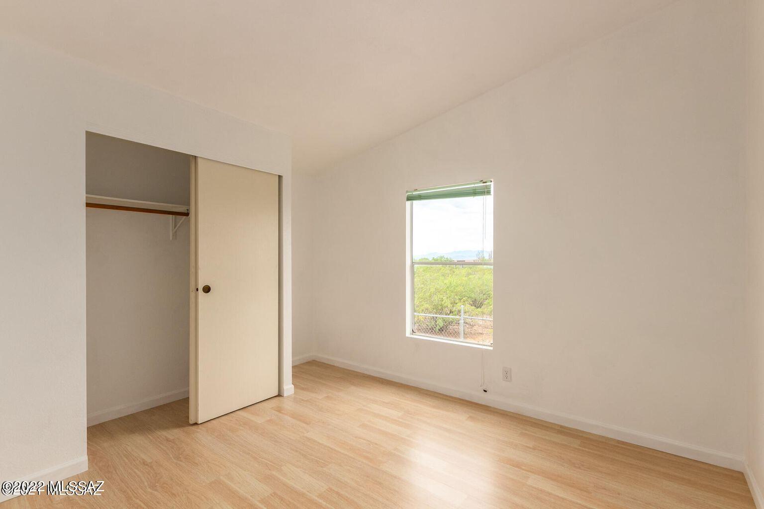 6645 E Calle Luna Vista