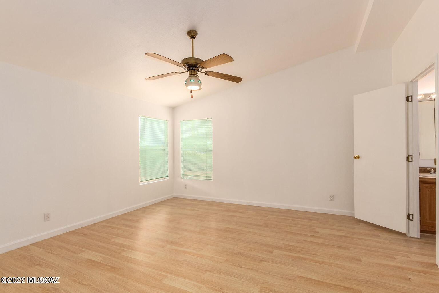 6645 E Calle Luna Vista