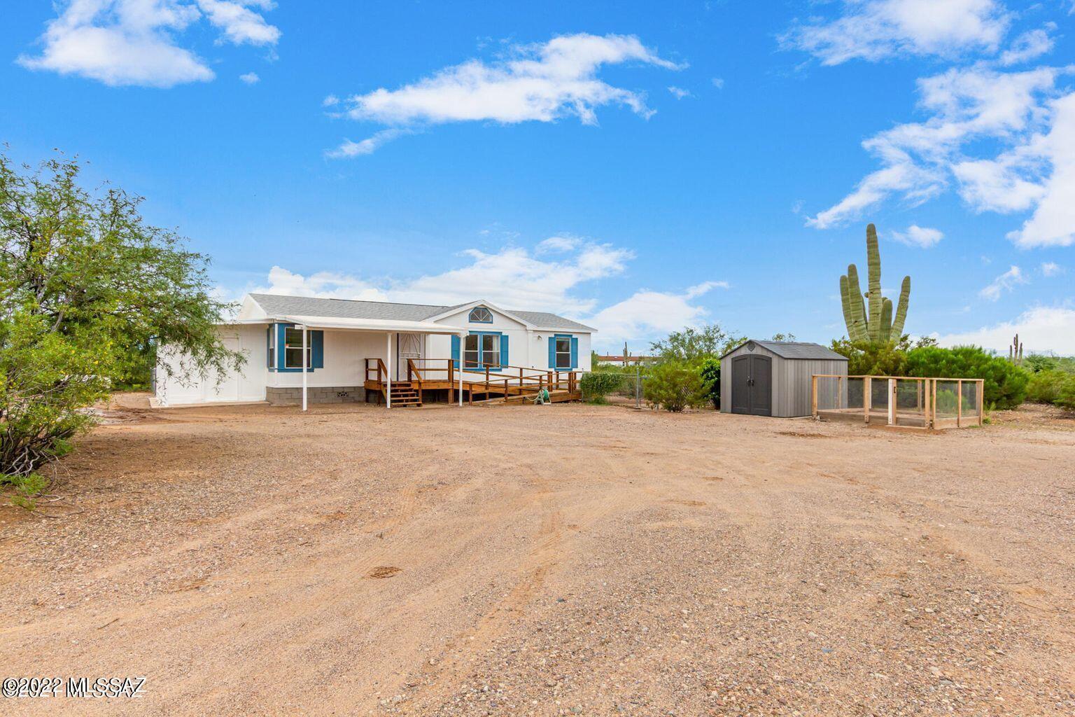 6645 E Calle Luna Vista