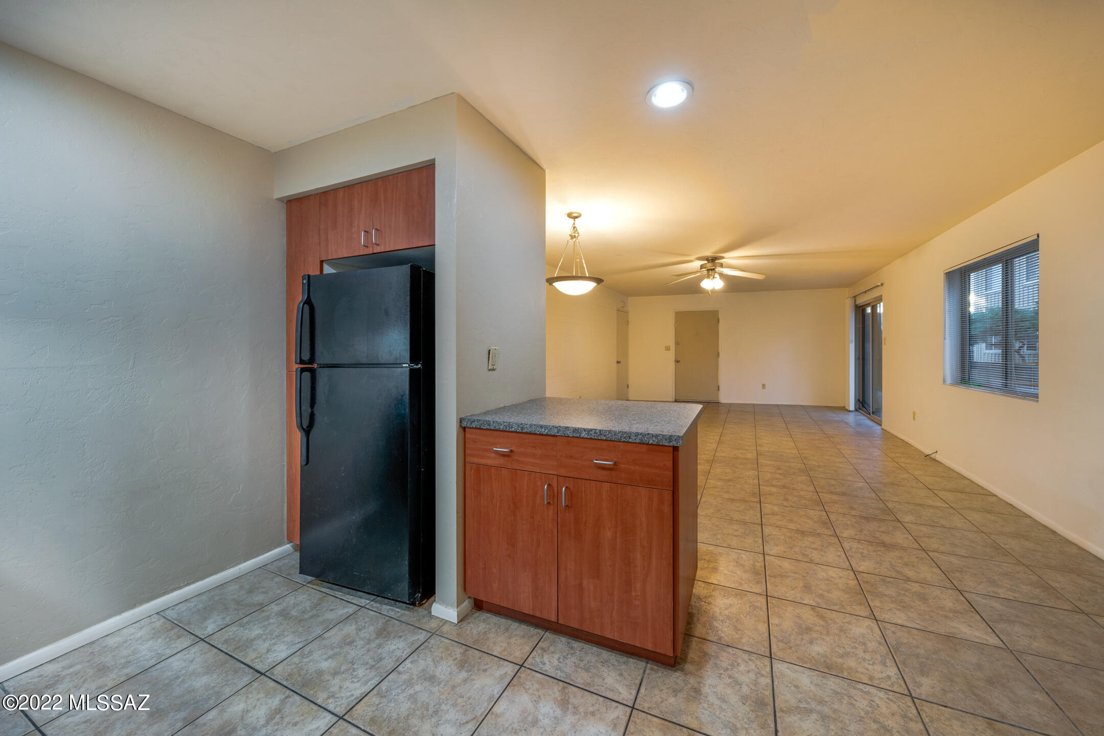 2525 N Alvernon Way Unit: C1
