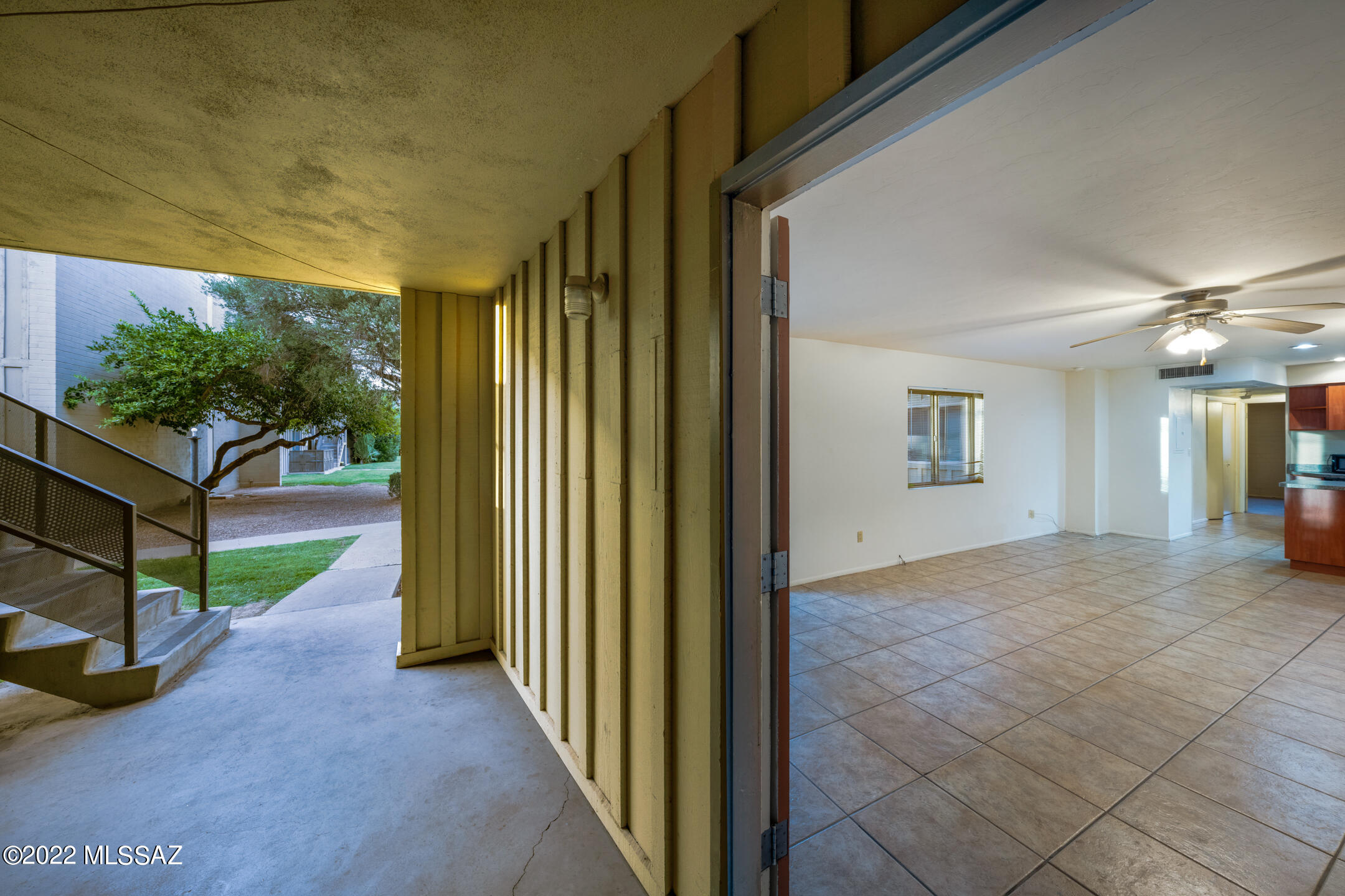 2525 N Alvernon Way Unit: C1