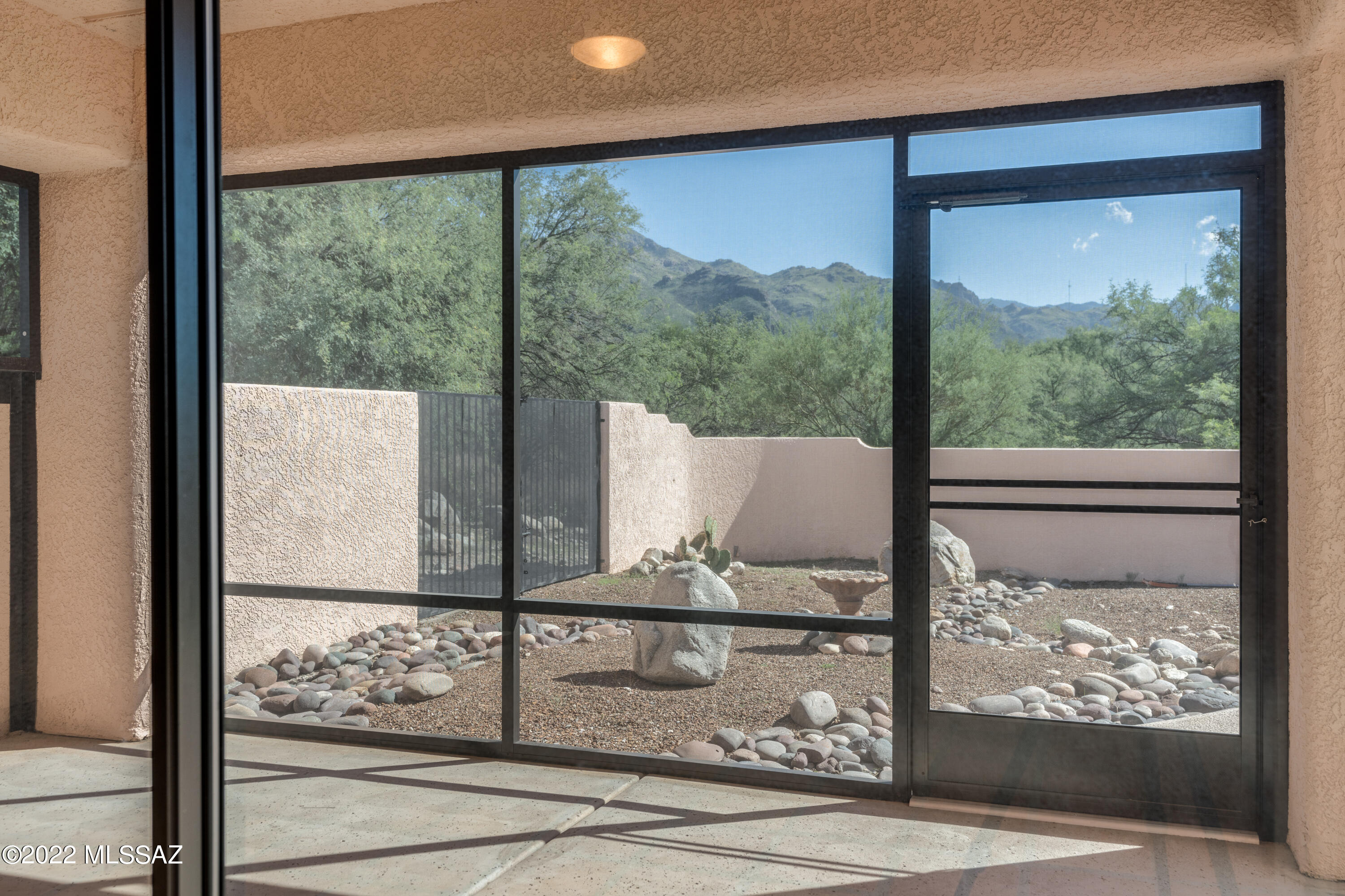 5720 N Chieftan Trail