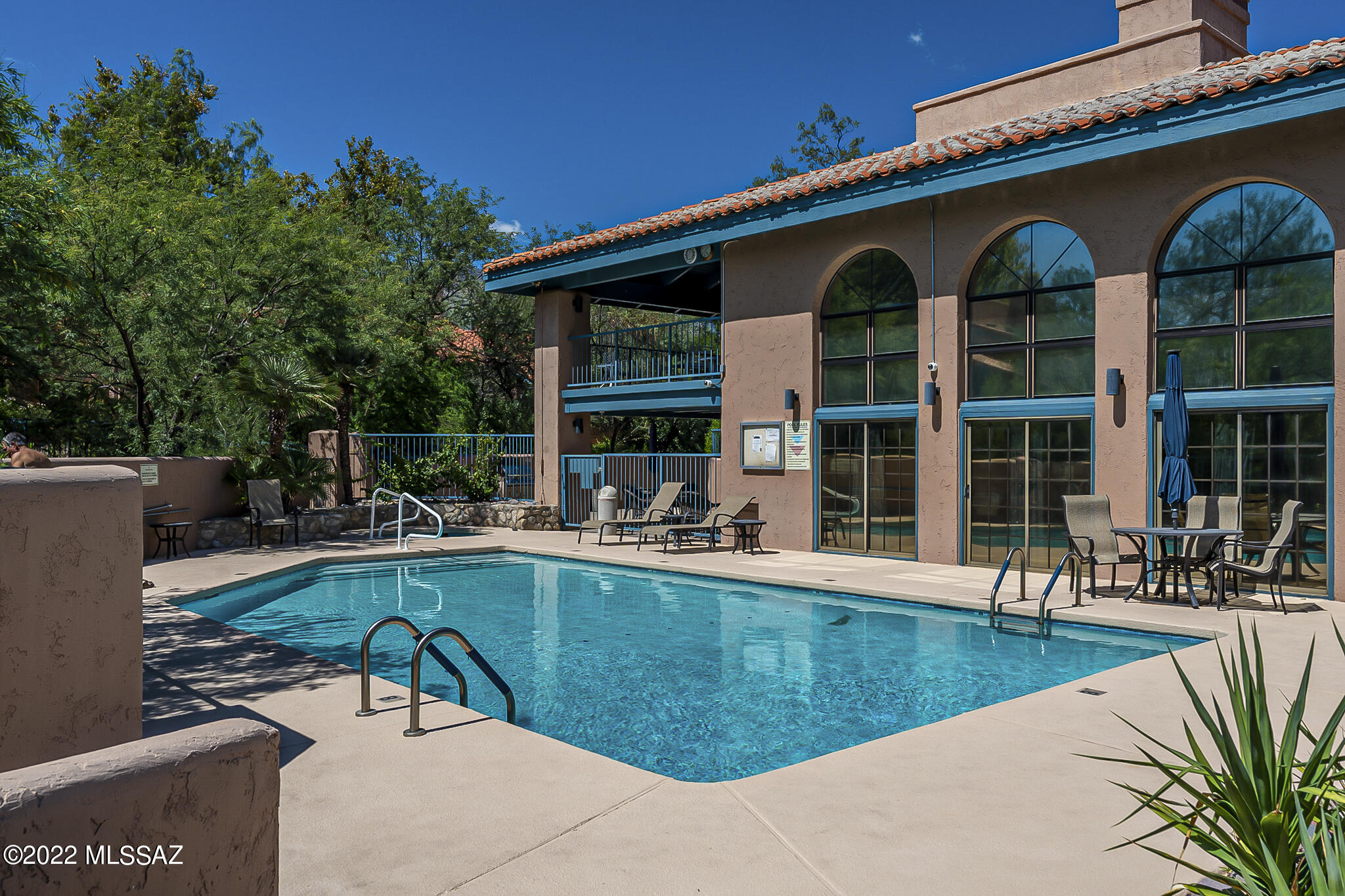 5415 N Paseo De La Terraza