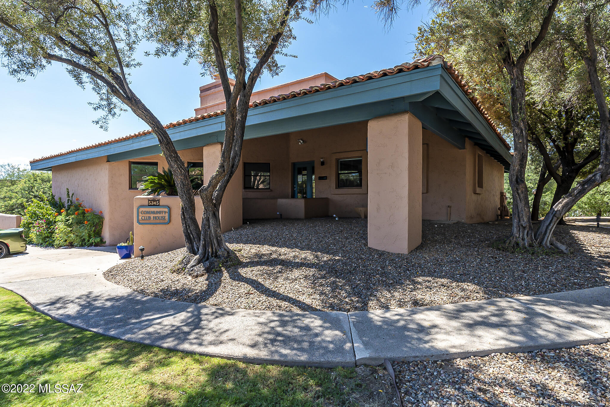 5415 N Paseo De La Terraza