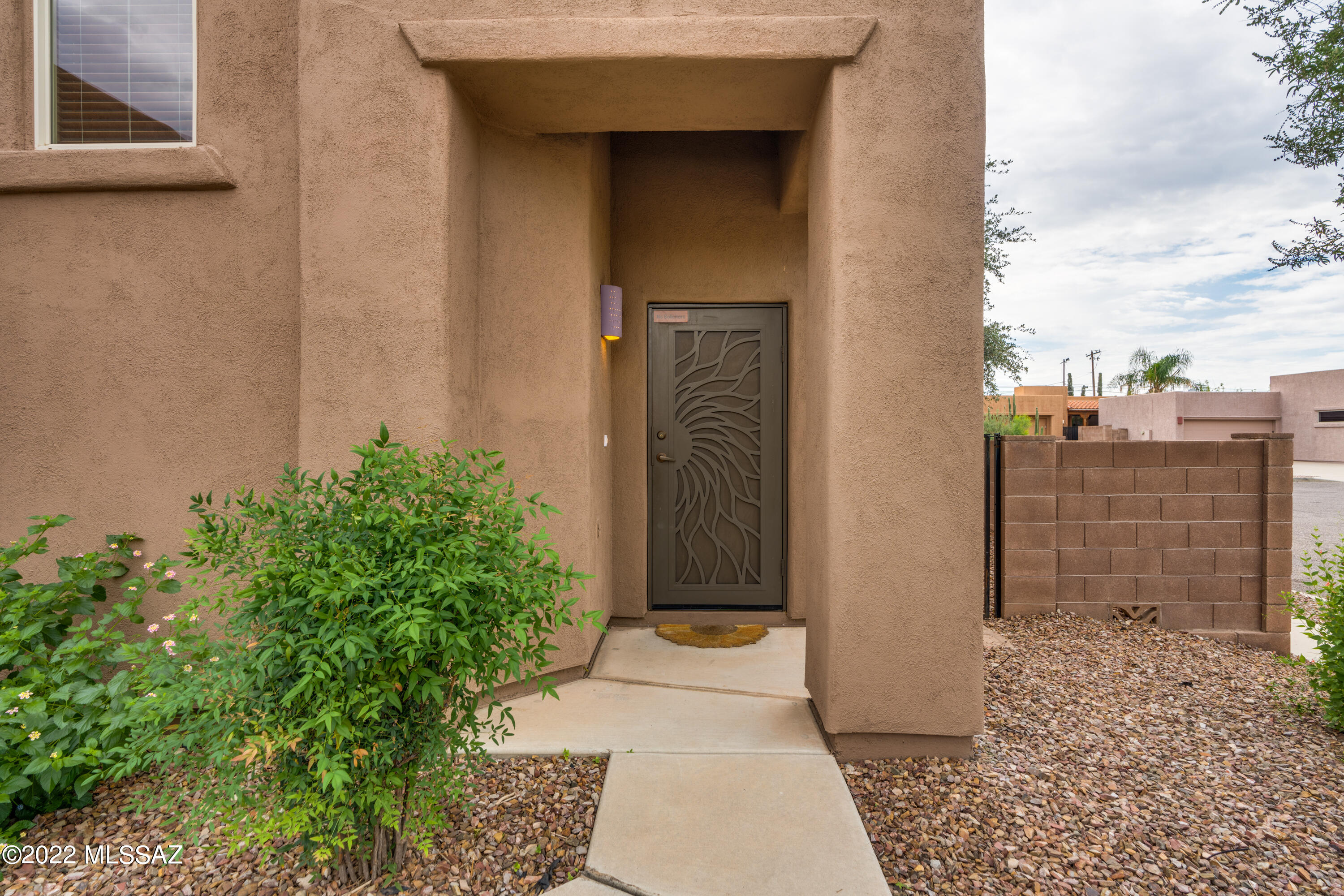 2918 N Cardell Circle