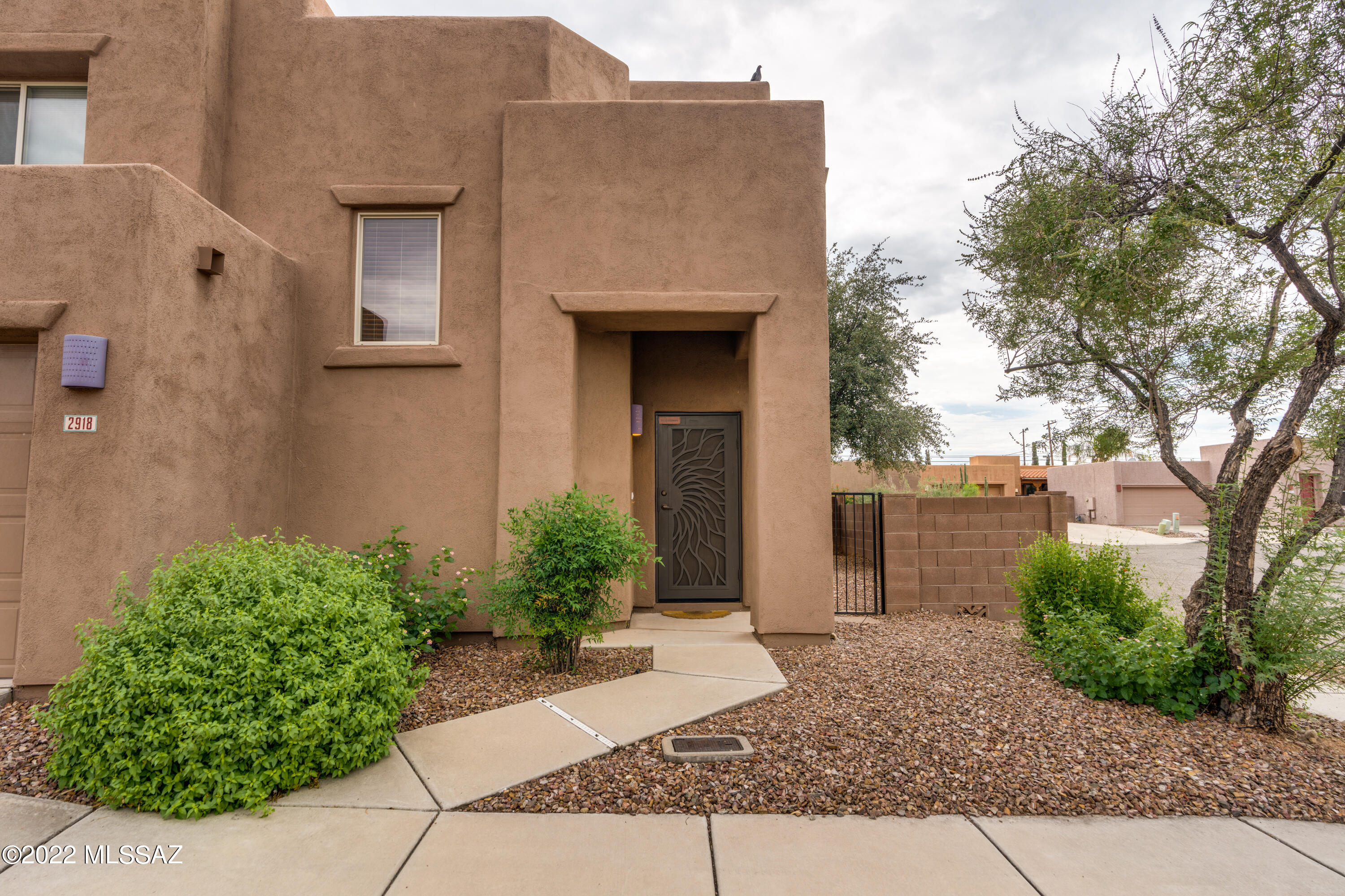 2918 N Cardell Circle
