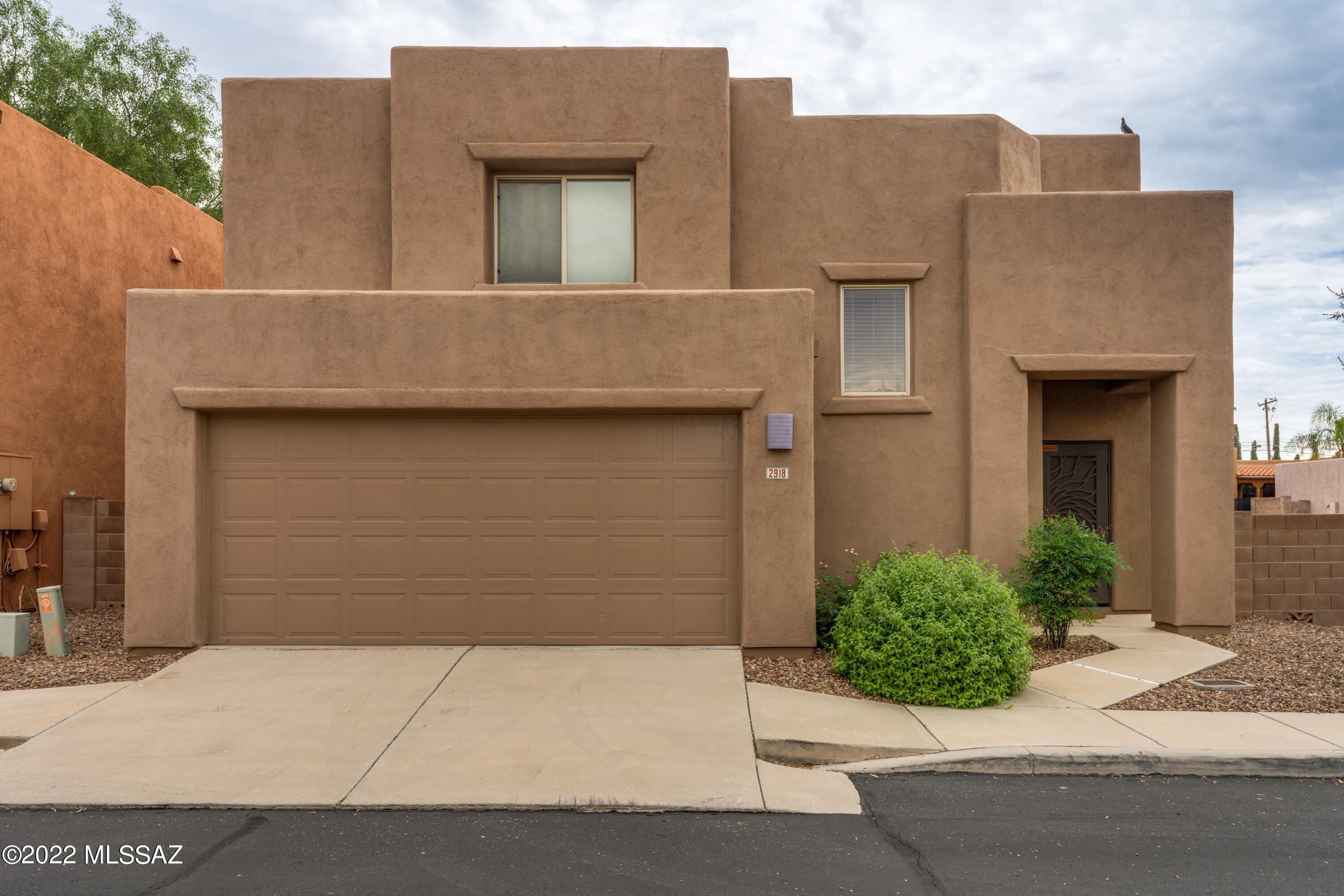 2918 N Cardell Circle