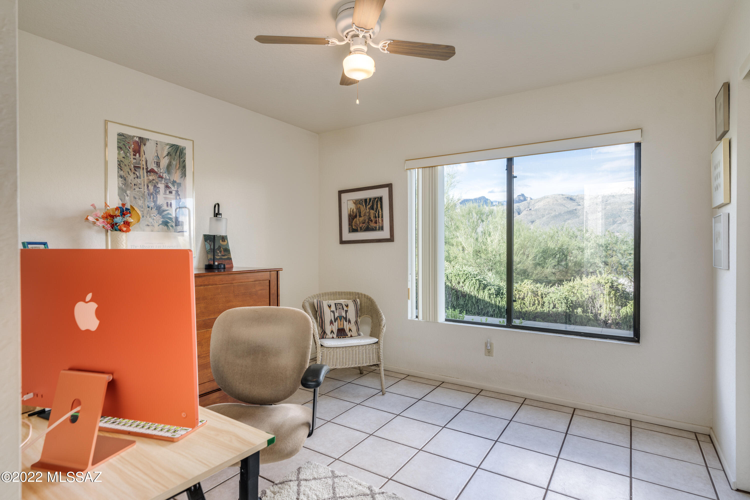 4076 N Hidden Cove Place