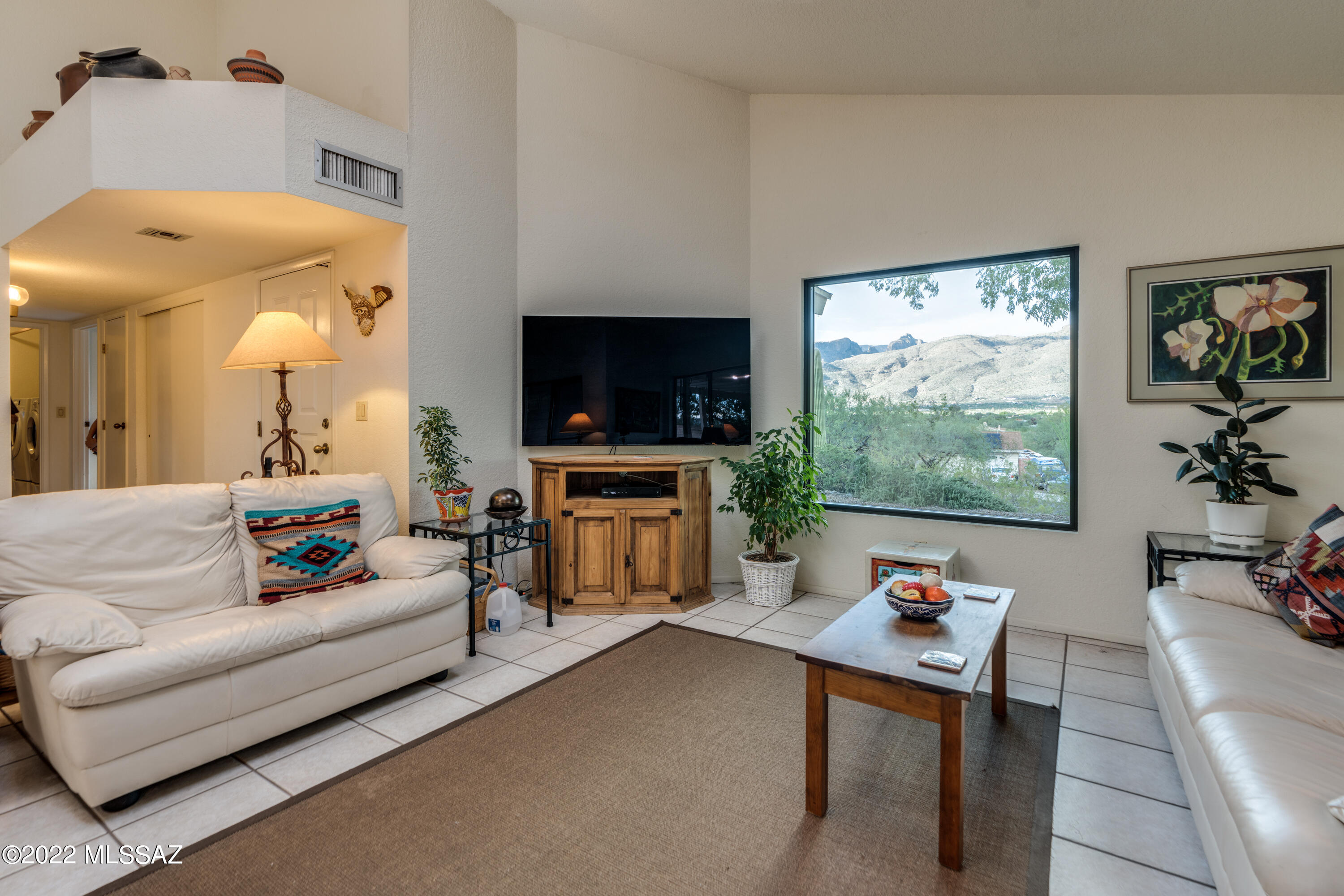 4076 N Hidden Cove Place