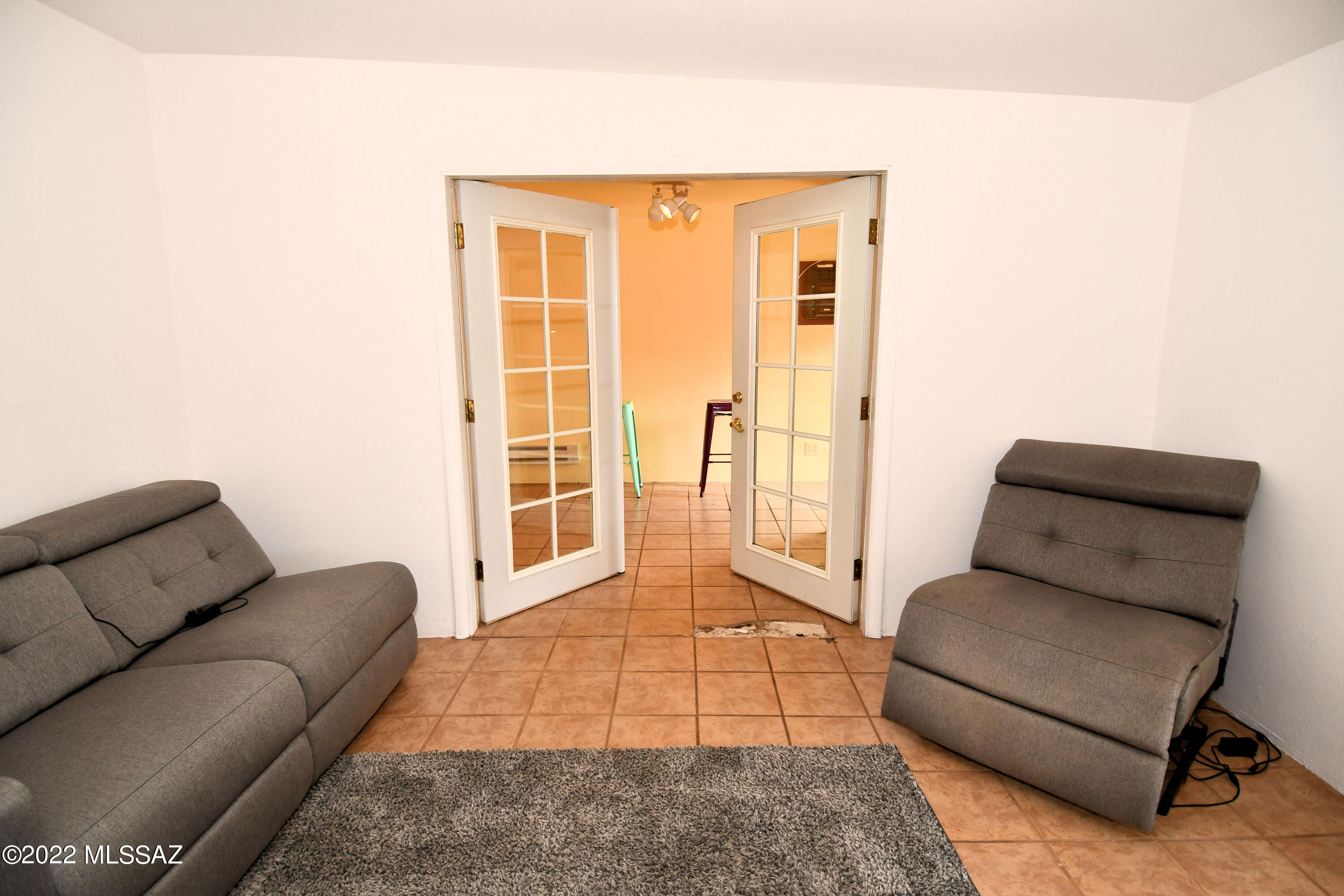 7313 E Manana Grande Place