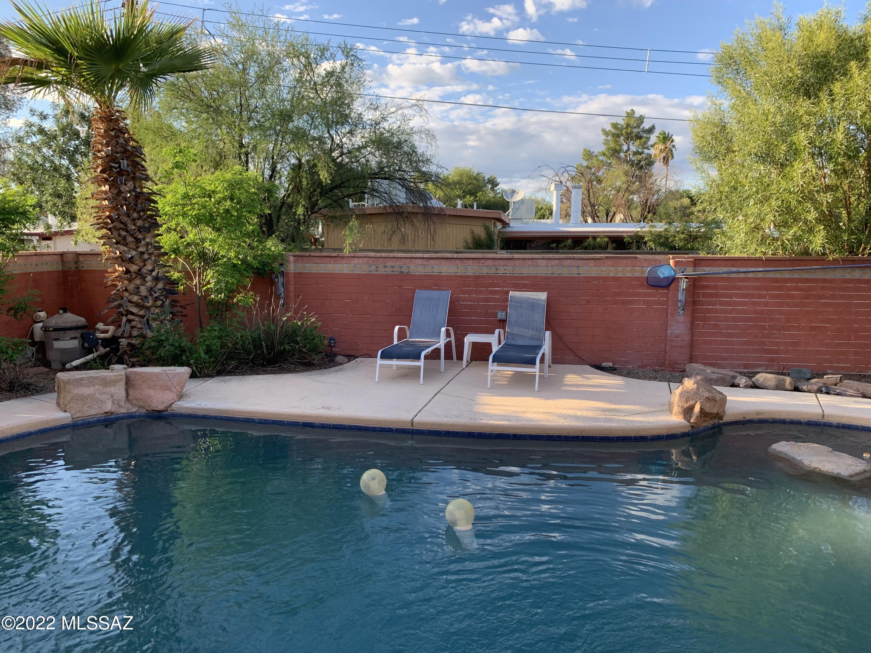 7313 E Manana Grande Place