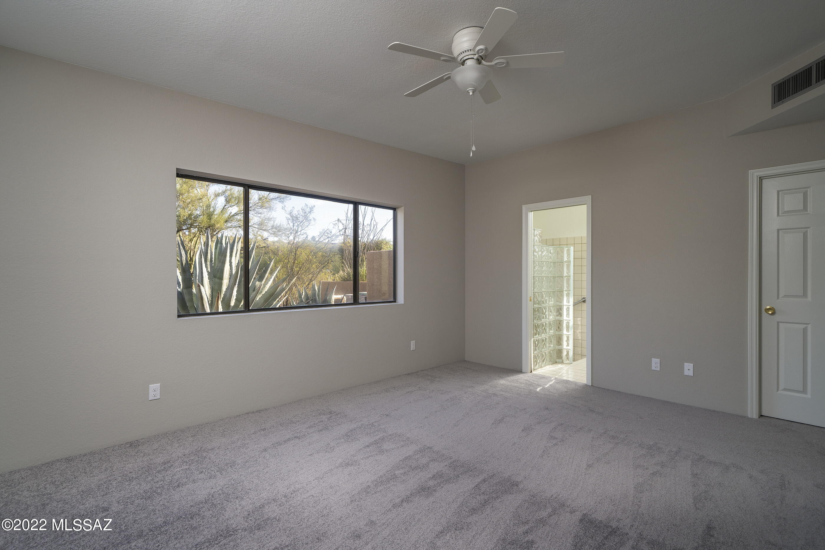5350 N Apache Hills Trail