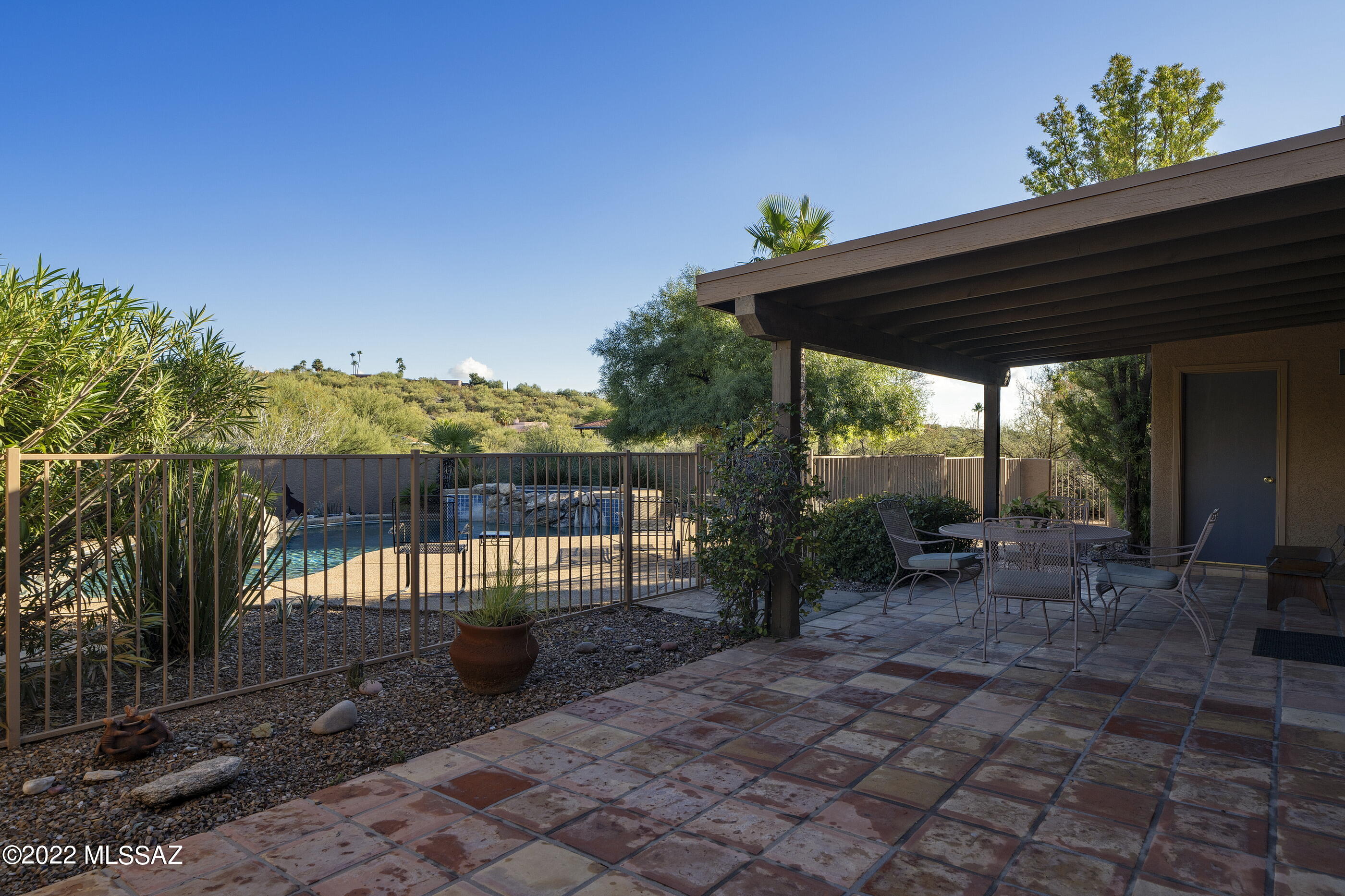 5350 N Apache Hills Trail