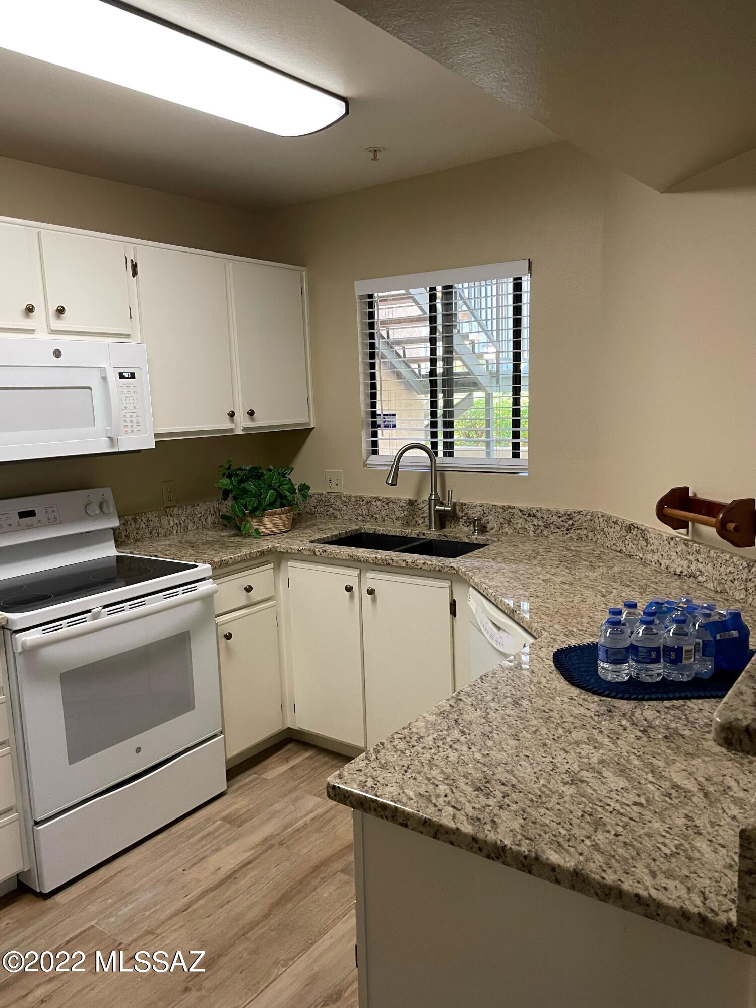 5751 N Kolb Road Unit: 11101