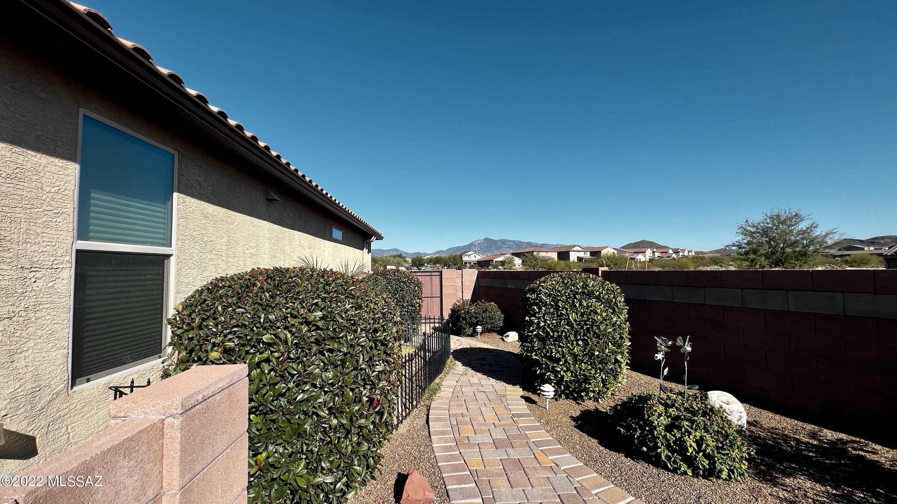 14056 E Huppenthal Boulevard
