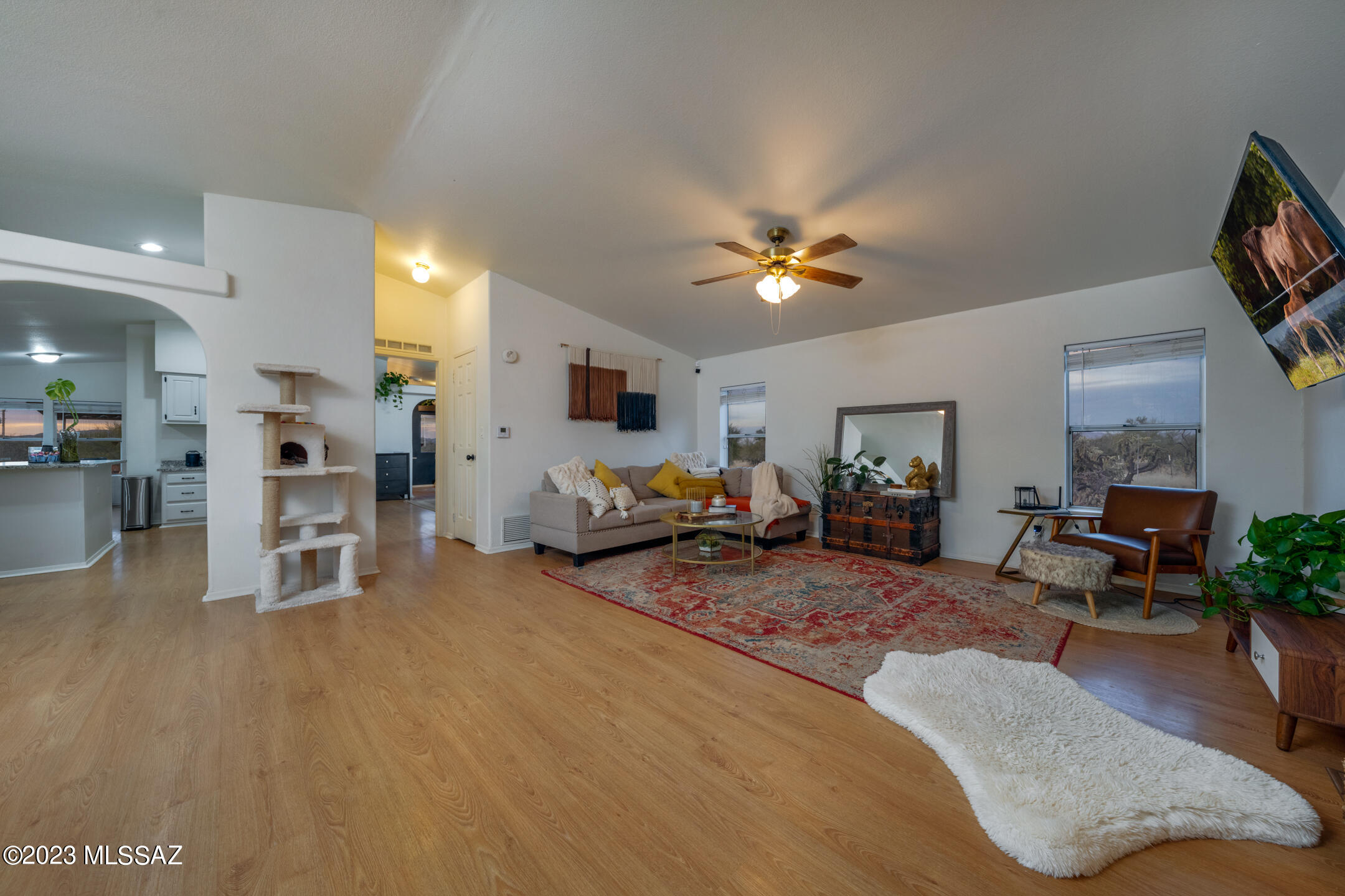 15671 W Yellow Horse Road