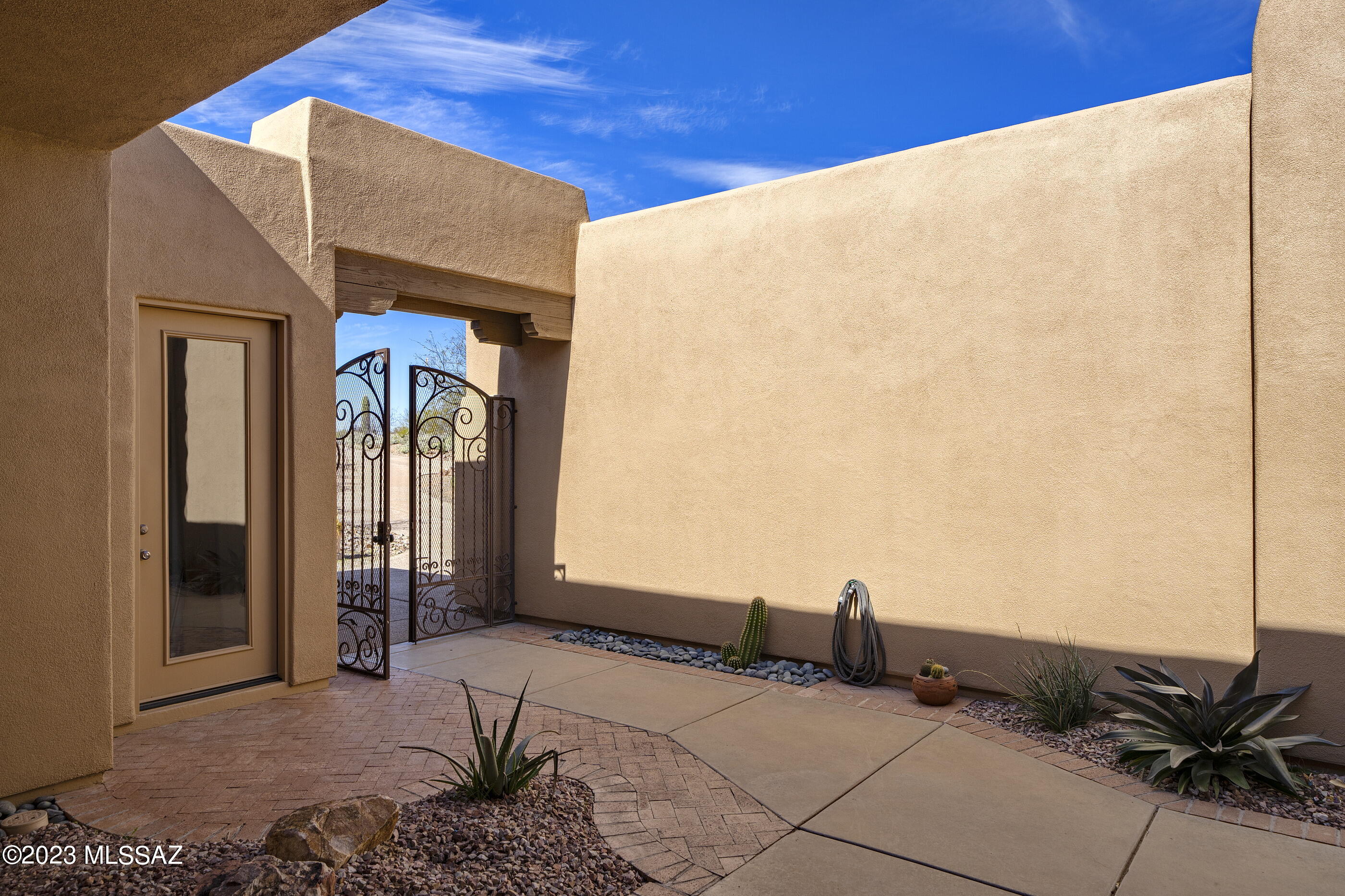8655 S Sun Bar Ranch Place