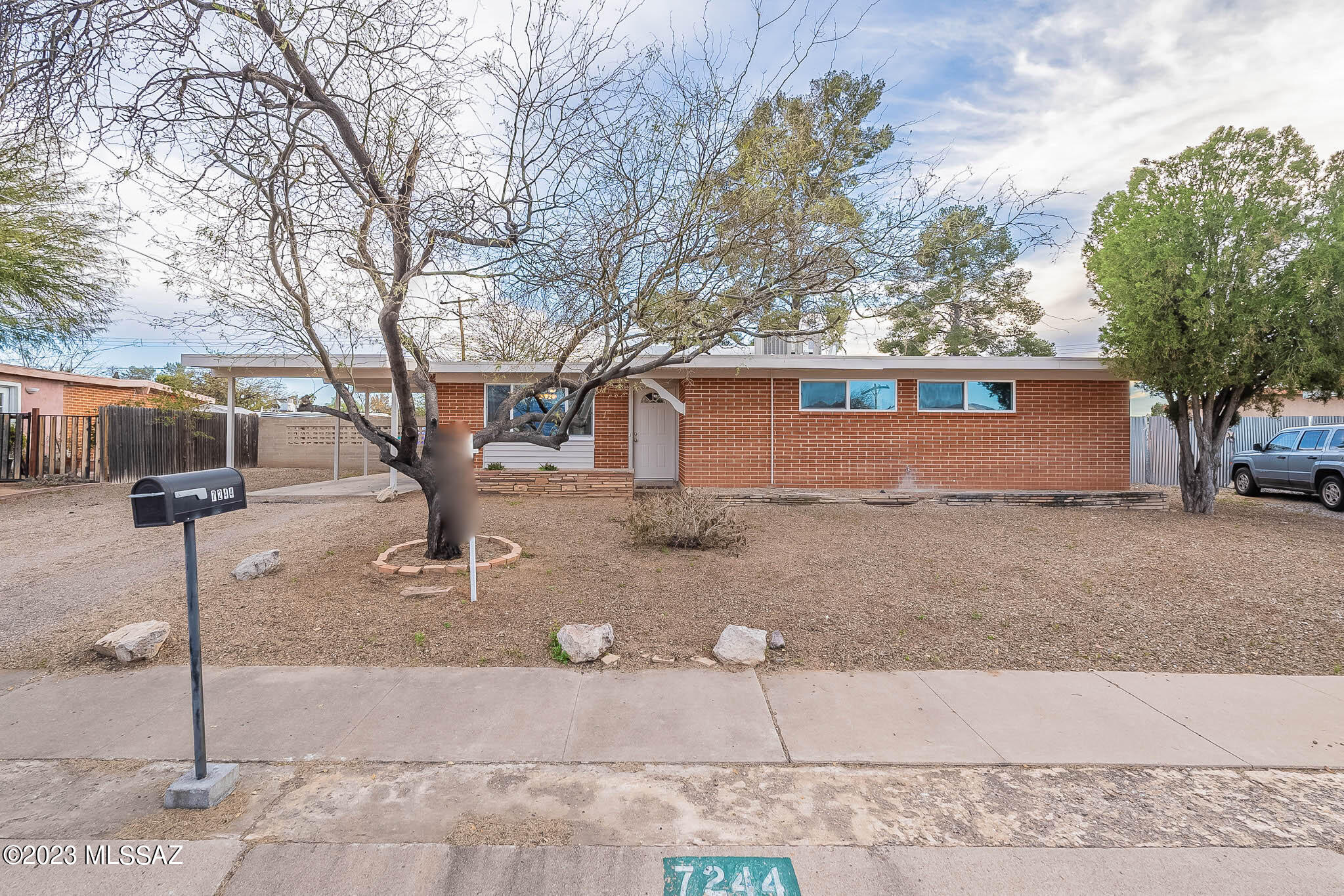 7244 E Eastview Drive
