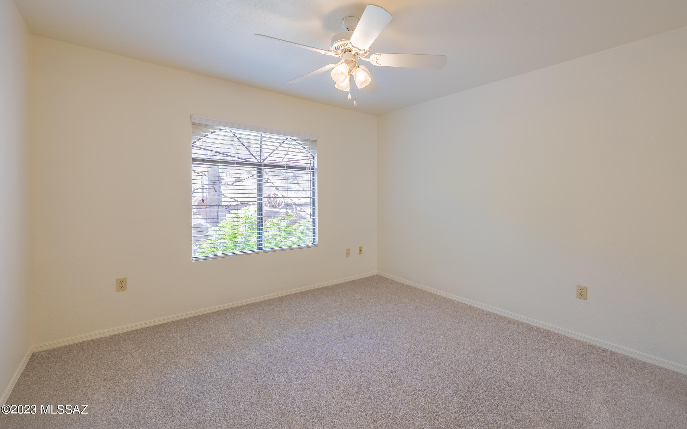 5751 N Kolb Road Unit: 19206