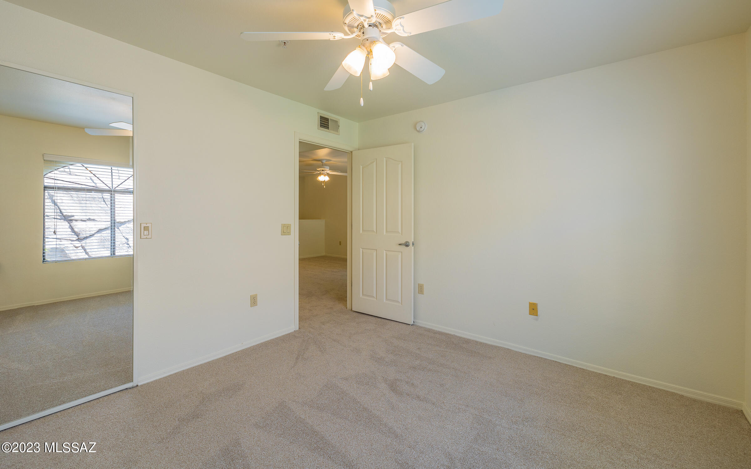 5751 N Kolb Road Unit: 19206