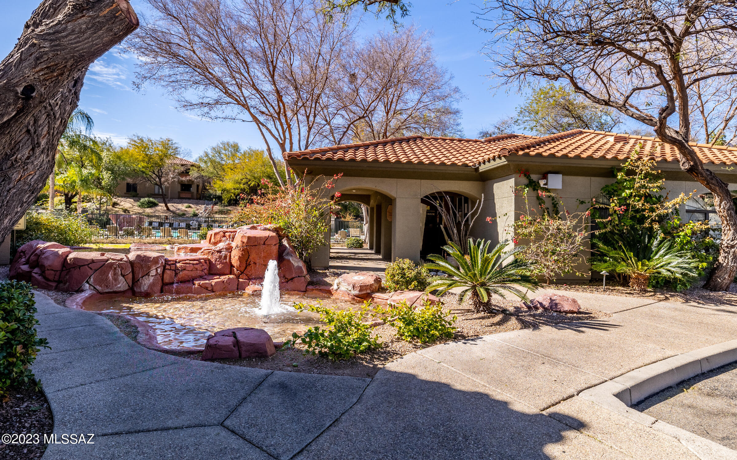 5751 N Kolb Road Unit: 19206