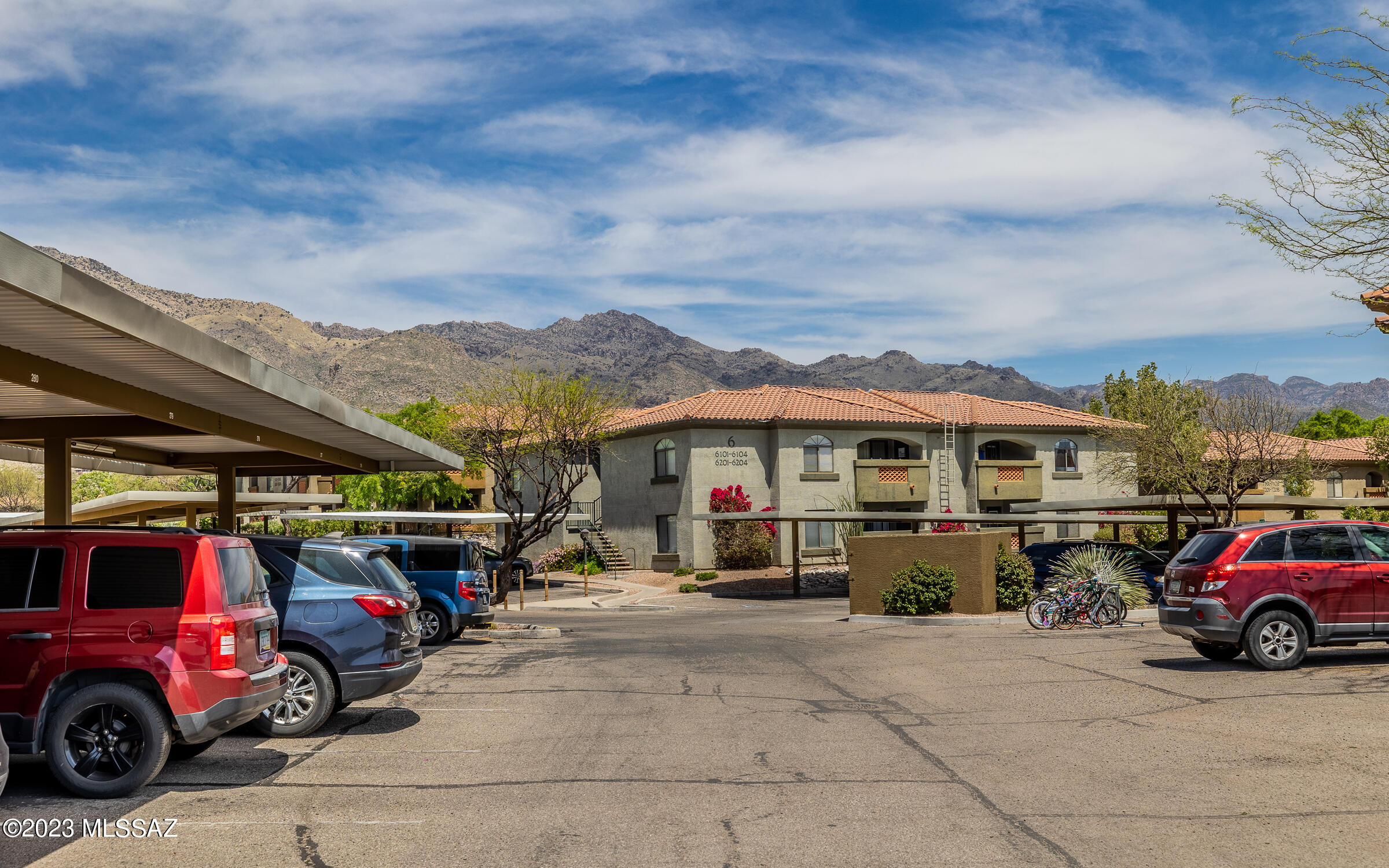 5751 N Kolb Road Unit: 19206