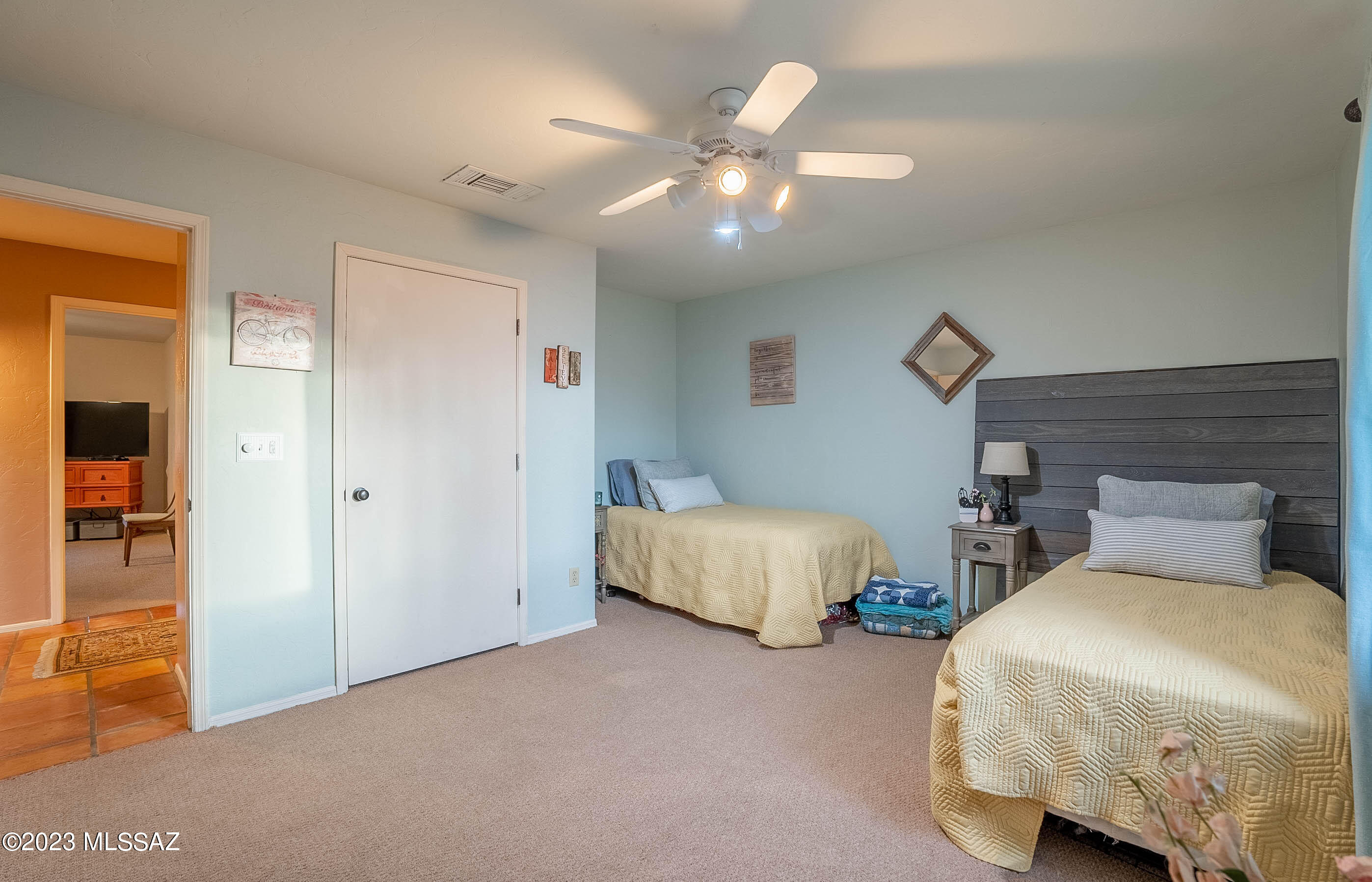 3502 N Camino Esplanade