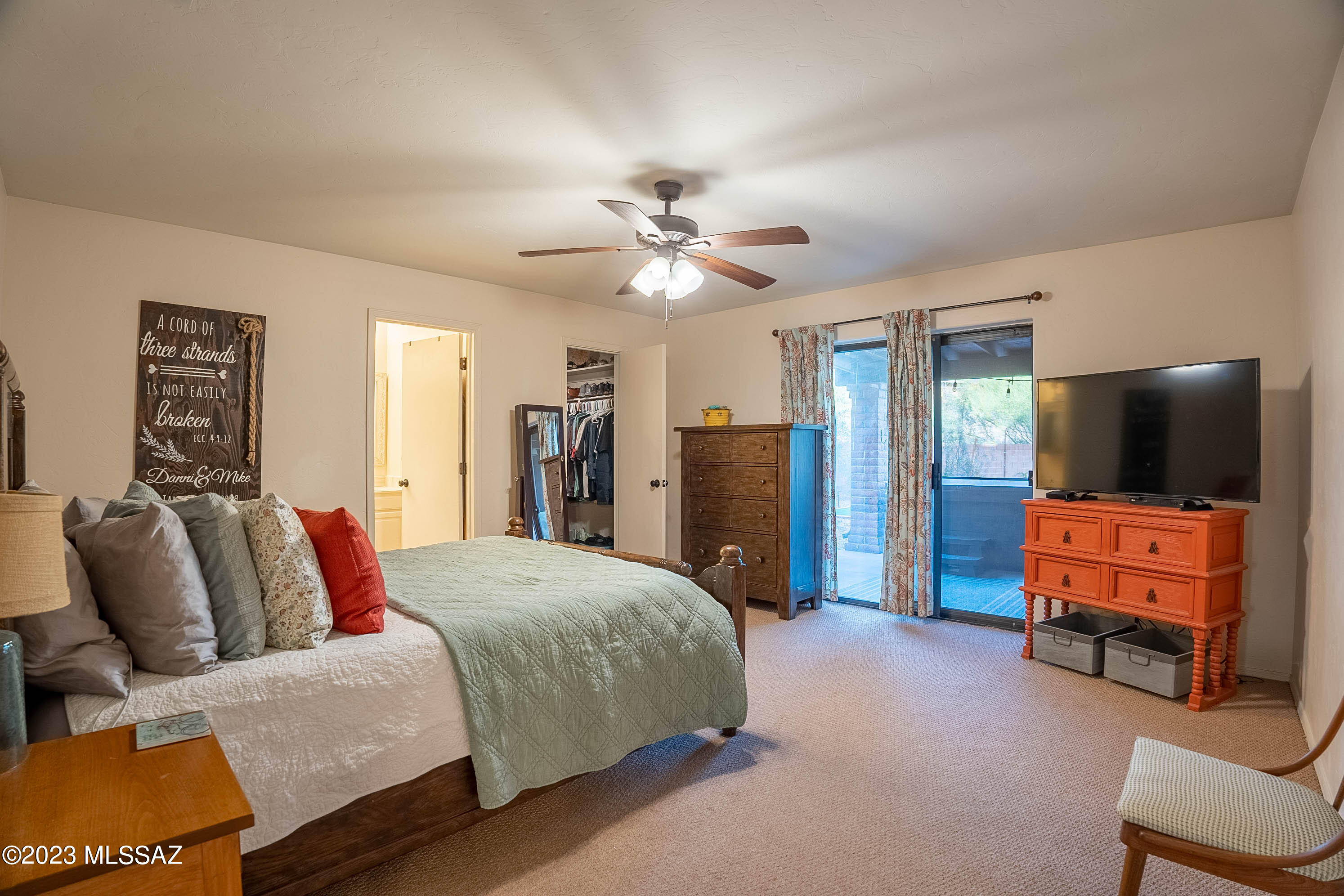3502 N Camino Esplanade