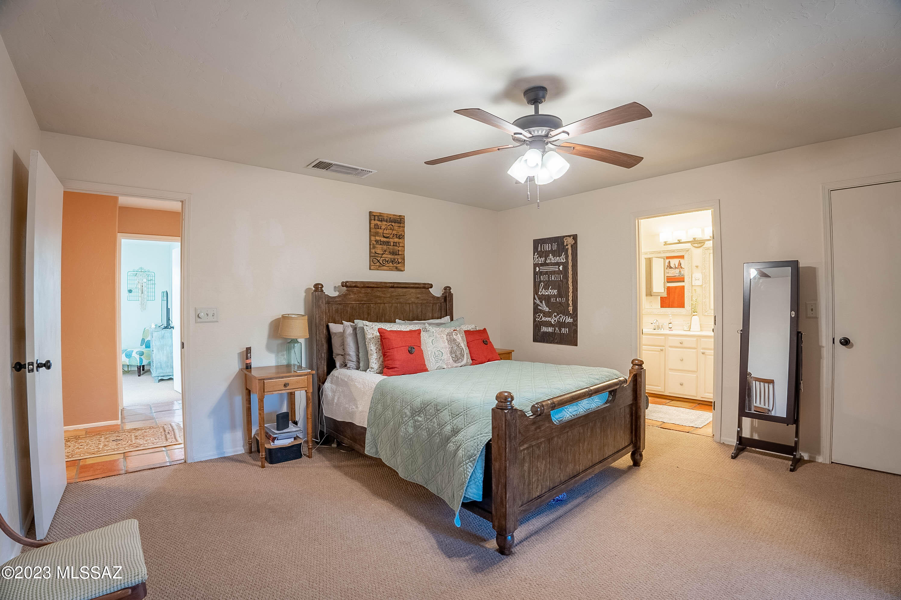 3502 N Camino Esplanade