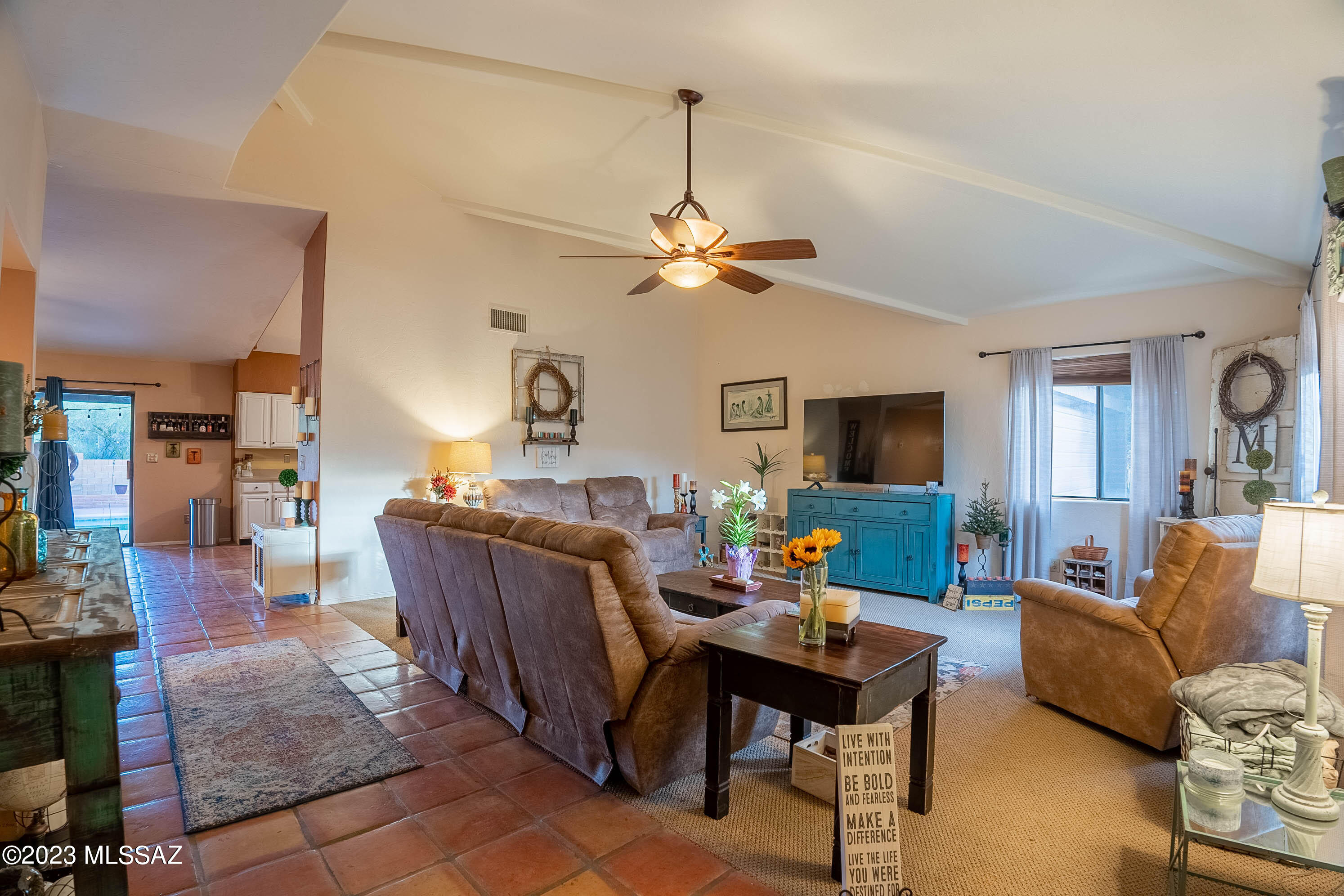 3502 N Camino Esplanade