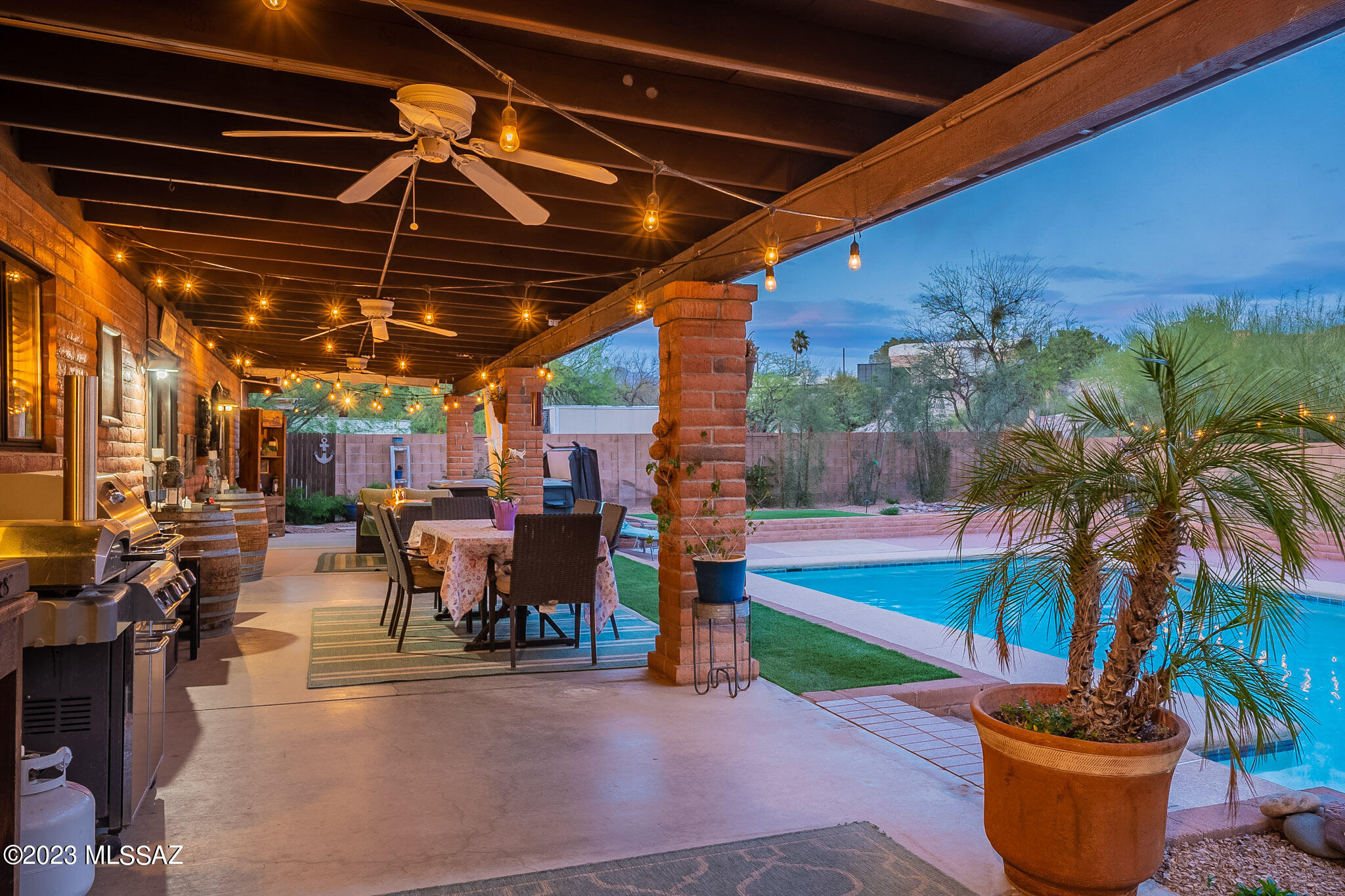 3502 N Camino Esplanade