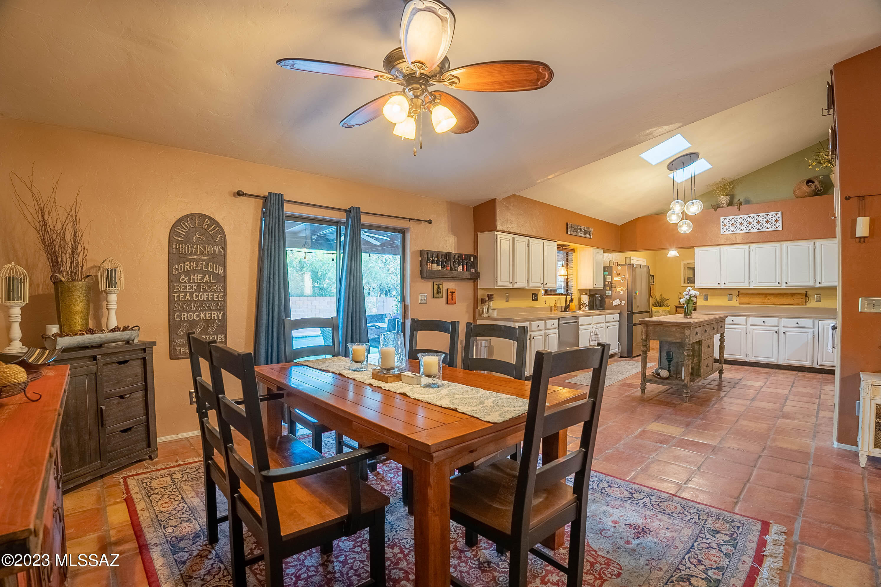 3502 N Camino Esplanade