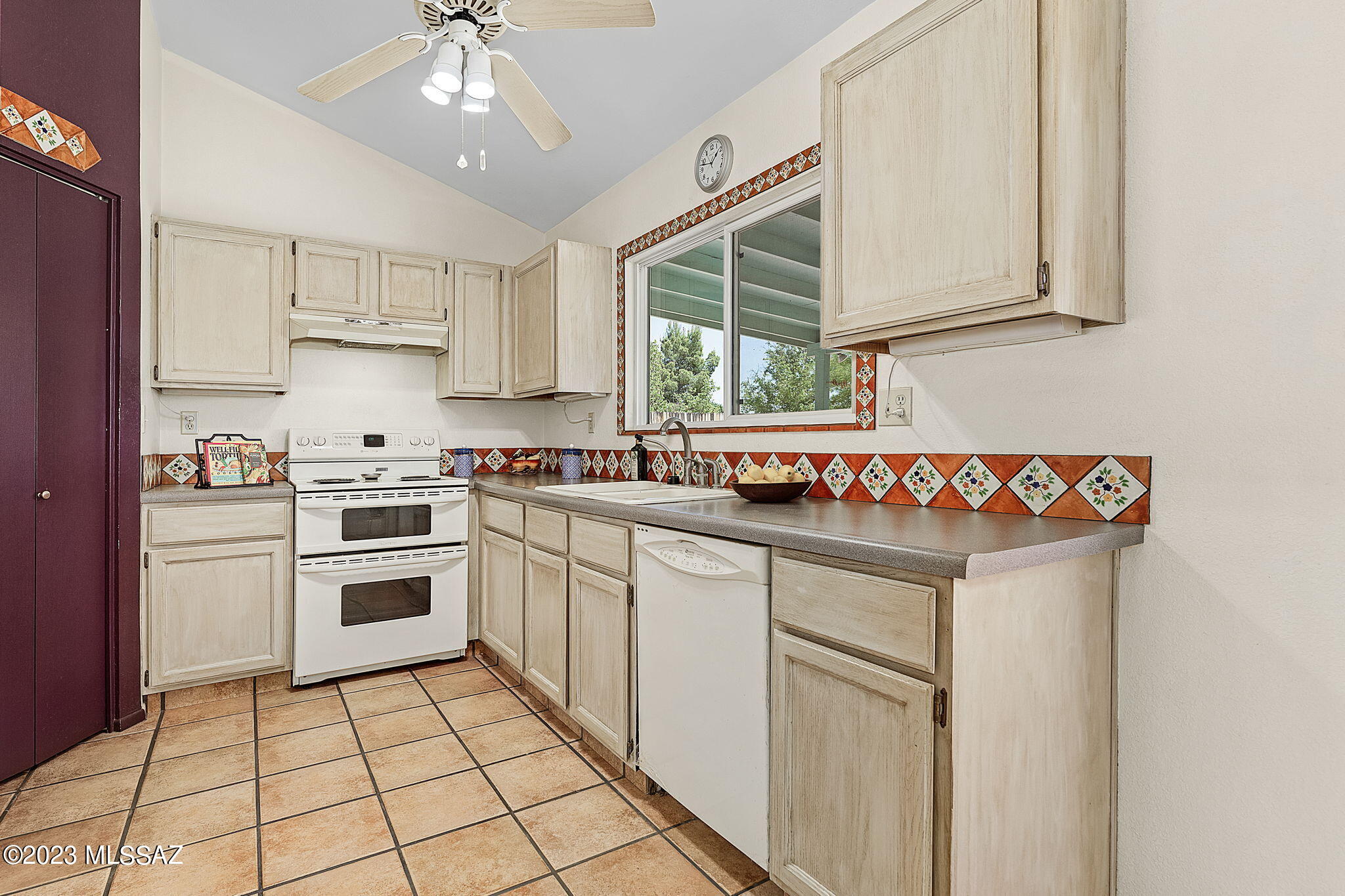 10610 E Keystone Road