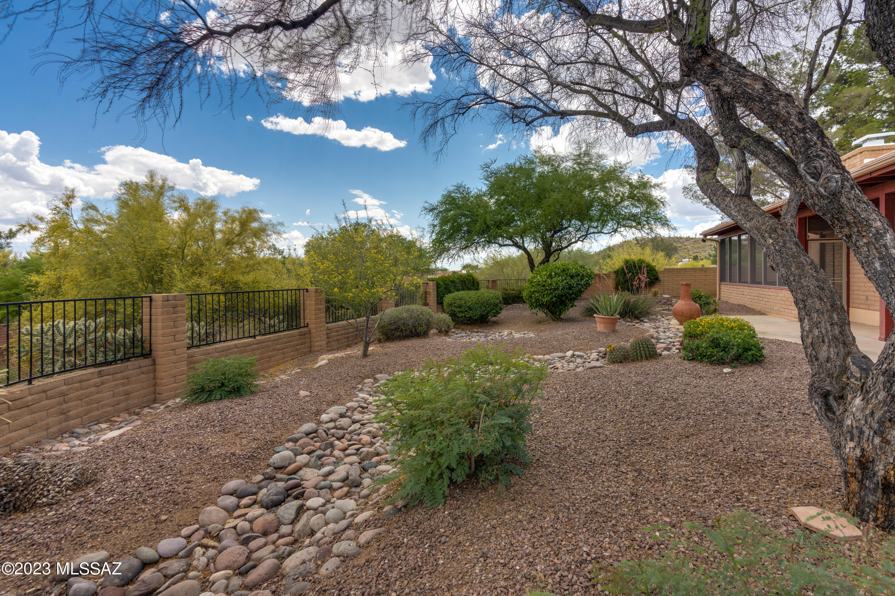 8130 E Ridgewood Drive