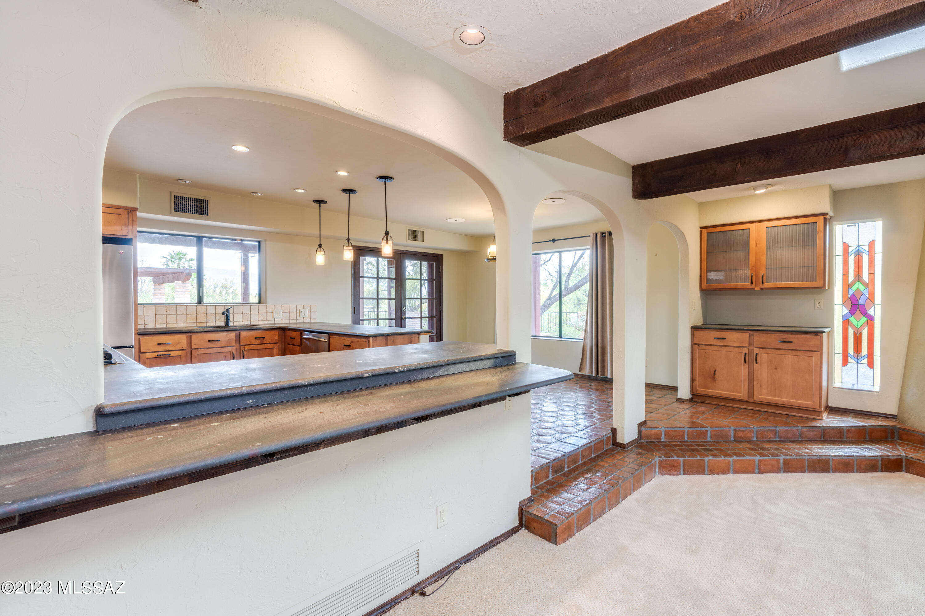 8130 E Ridgewood Drive